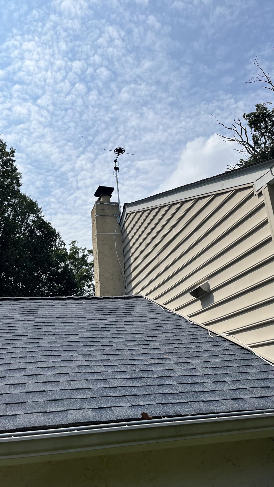 Channel Master Omni+ 50 - Omnidirectional Digital HDTV Antenna with 360 Degree Reception, Includes Mounting Bracket for Roof, Attic & RV Installations, Indoor/Outdoor (50 Mile Range) customer photo 2