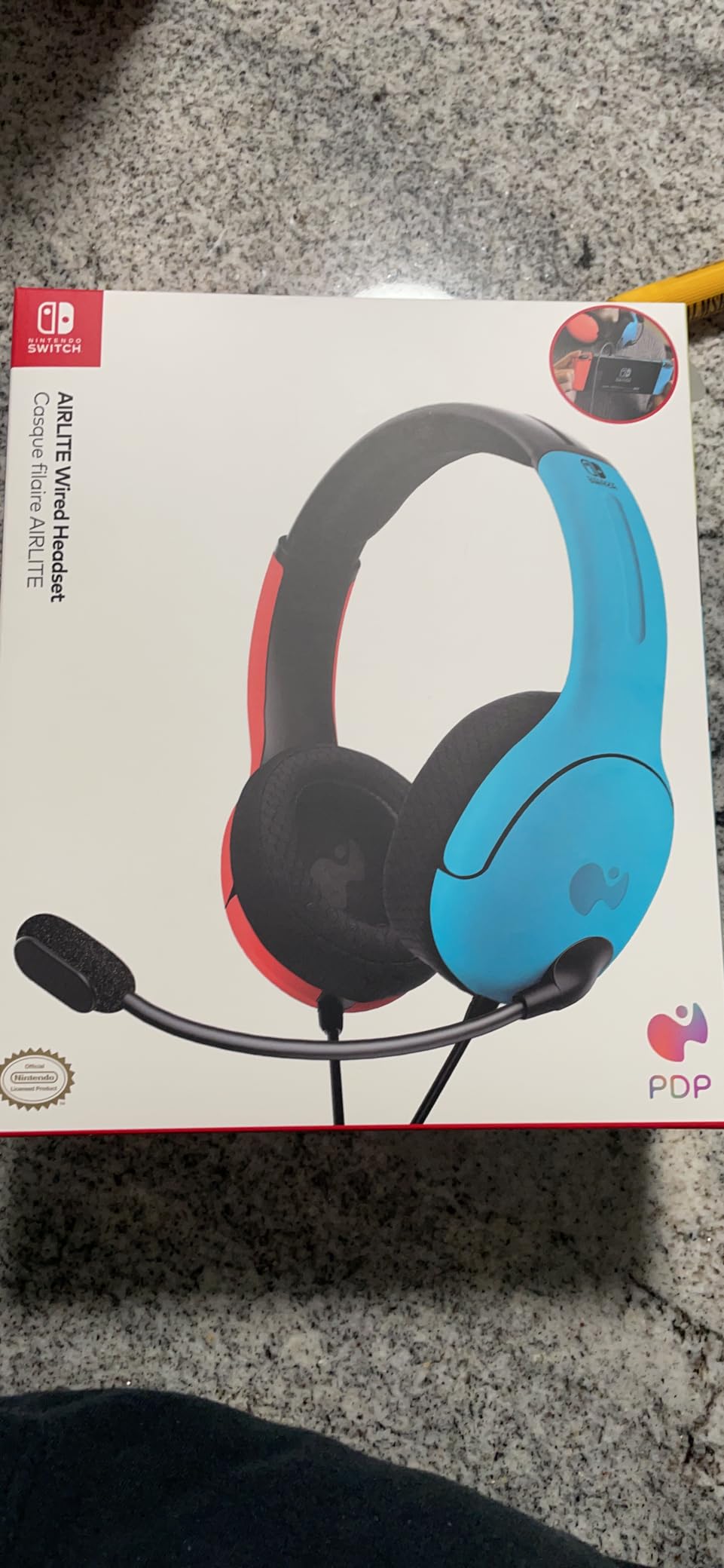 PDP Gaming LVL40 Airlite Stereo Headset for Nintendo Switch/Lite/OLED - Wired Power Noise Cancelling Microphone, Lightweight Soft Comfort On Ear Headphones (Mario Neon - Red & Blue) customer photo 1