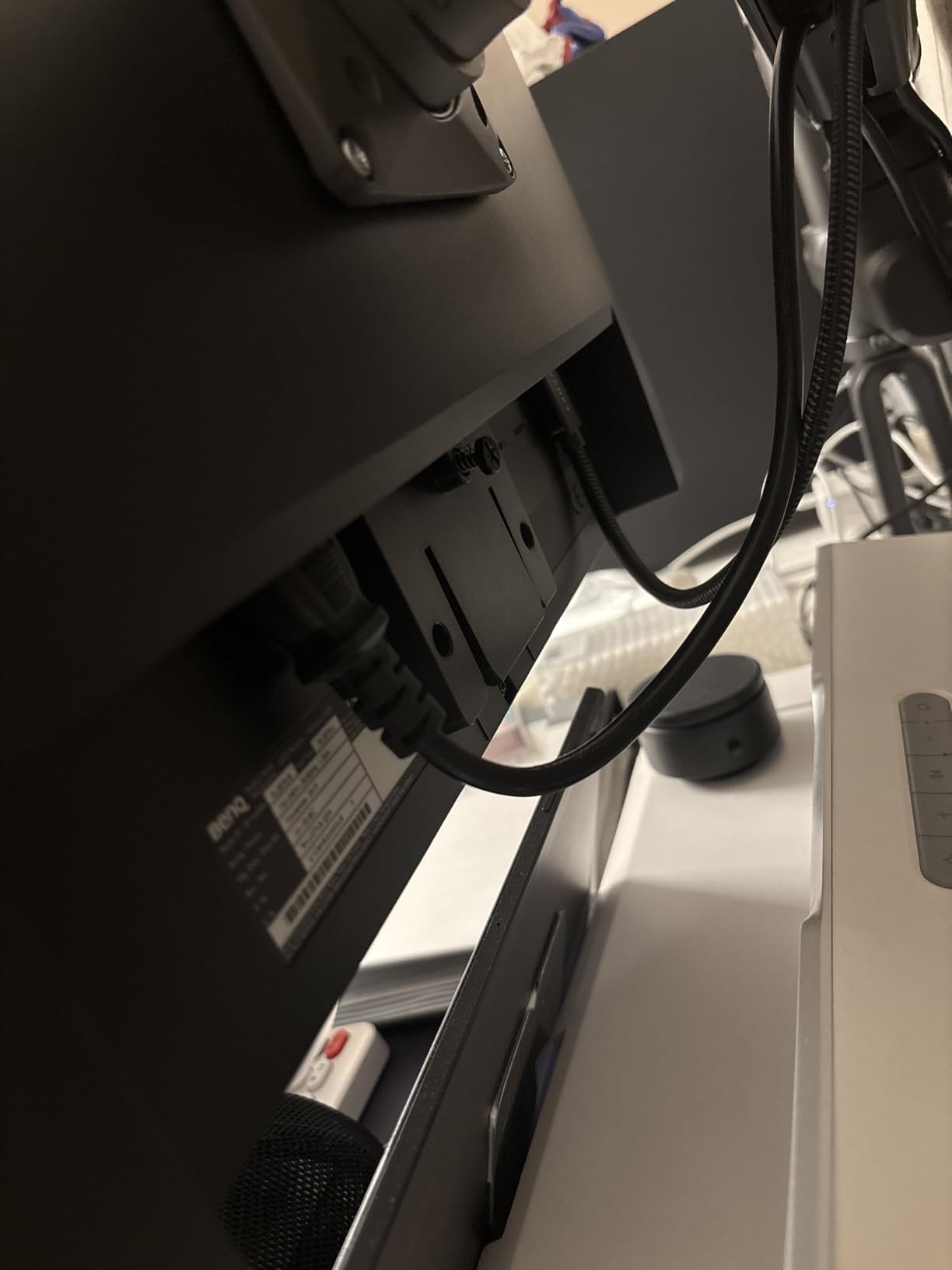 IVANKY VESA Certified 8K DisplayPort Cable 1.4, 6.6ft DP Cable Supports HDR, 8K@60Hz, 4K@240Hz, 2K@240Hz, HBR3, 32.4Gbps, HDCP 2.2, FreeSync G-Sync, for Gaming Monitor, Graphics, PC customer photo 2