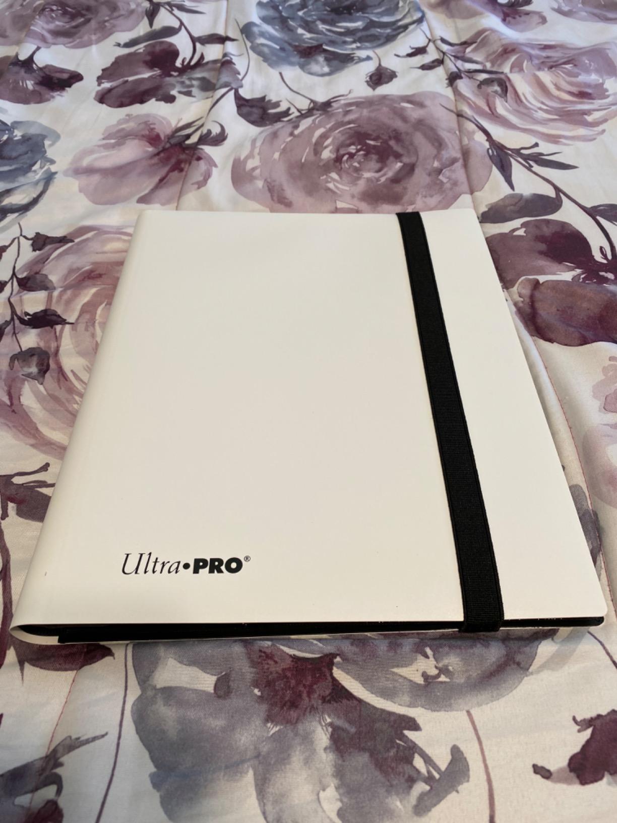 Ultra Pro E-15219 Eclipse 9-Pocket PRO-Binder-Jet Black customer photo 2