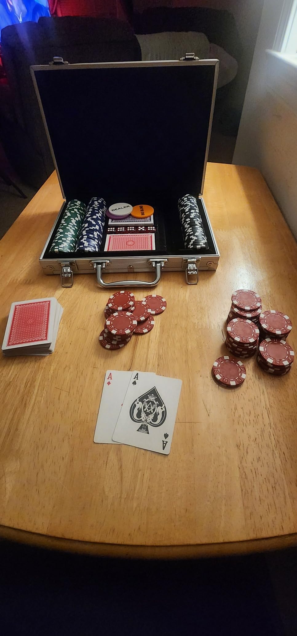 Poker Chip Set - 300PCS Poker Chips with Aluminum Case, 11.5 Gram Chips for TexasHoldem Blackjack customer photo 2