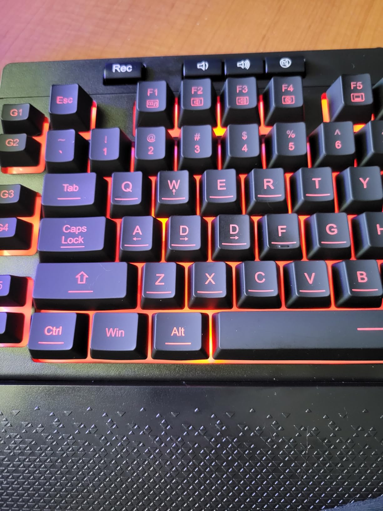 Redragon K512 RGB Membrane Gaming Keyboard, 6 Macro Keys & Easy Media Wheel | Dedicated Scroll Controls, No Software Needed 6 On-the-Fly Combos for Extensive Games, 13 Backlight Modes, Wrist Support customer photo 2