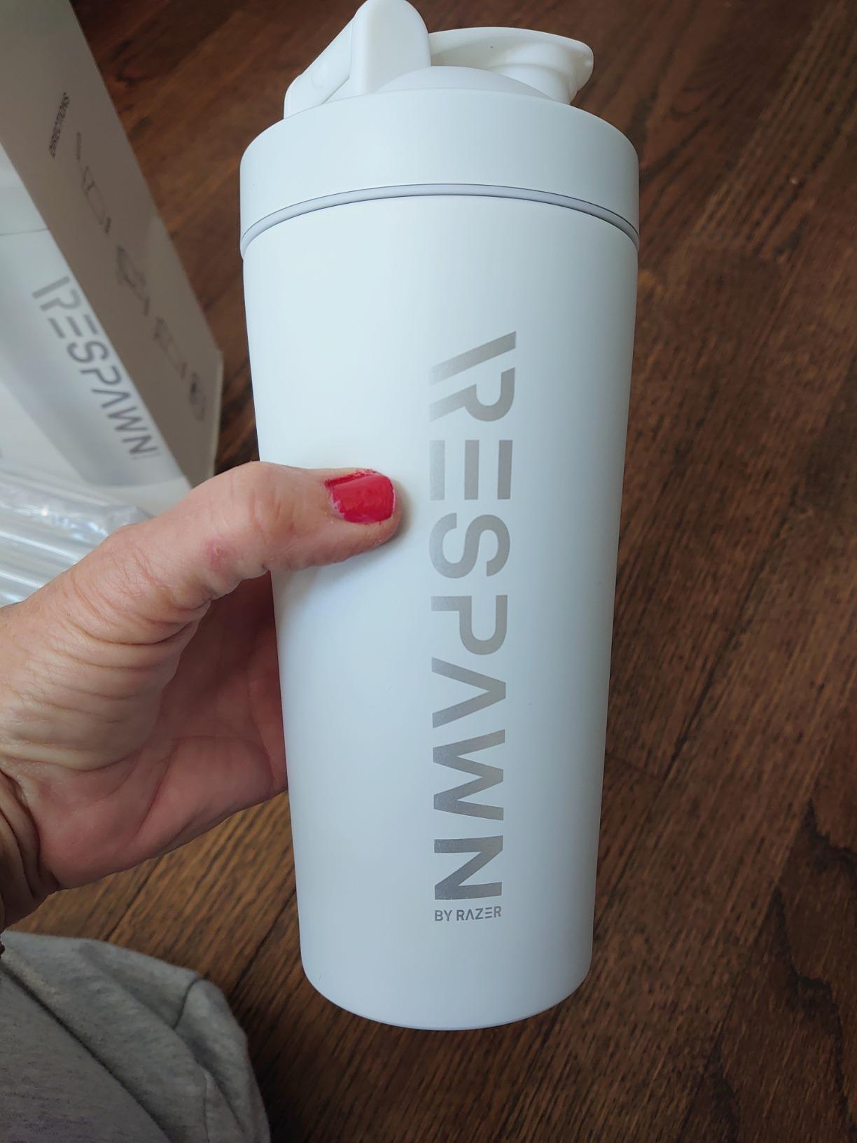 RESPAWN BY RAZER Vacuum-Insulated Stainless Steel Shaker Cup, 20oz, Black customer photo 1