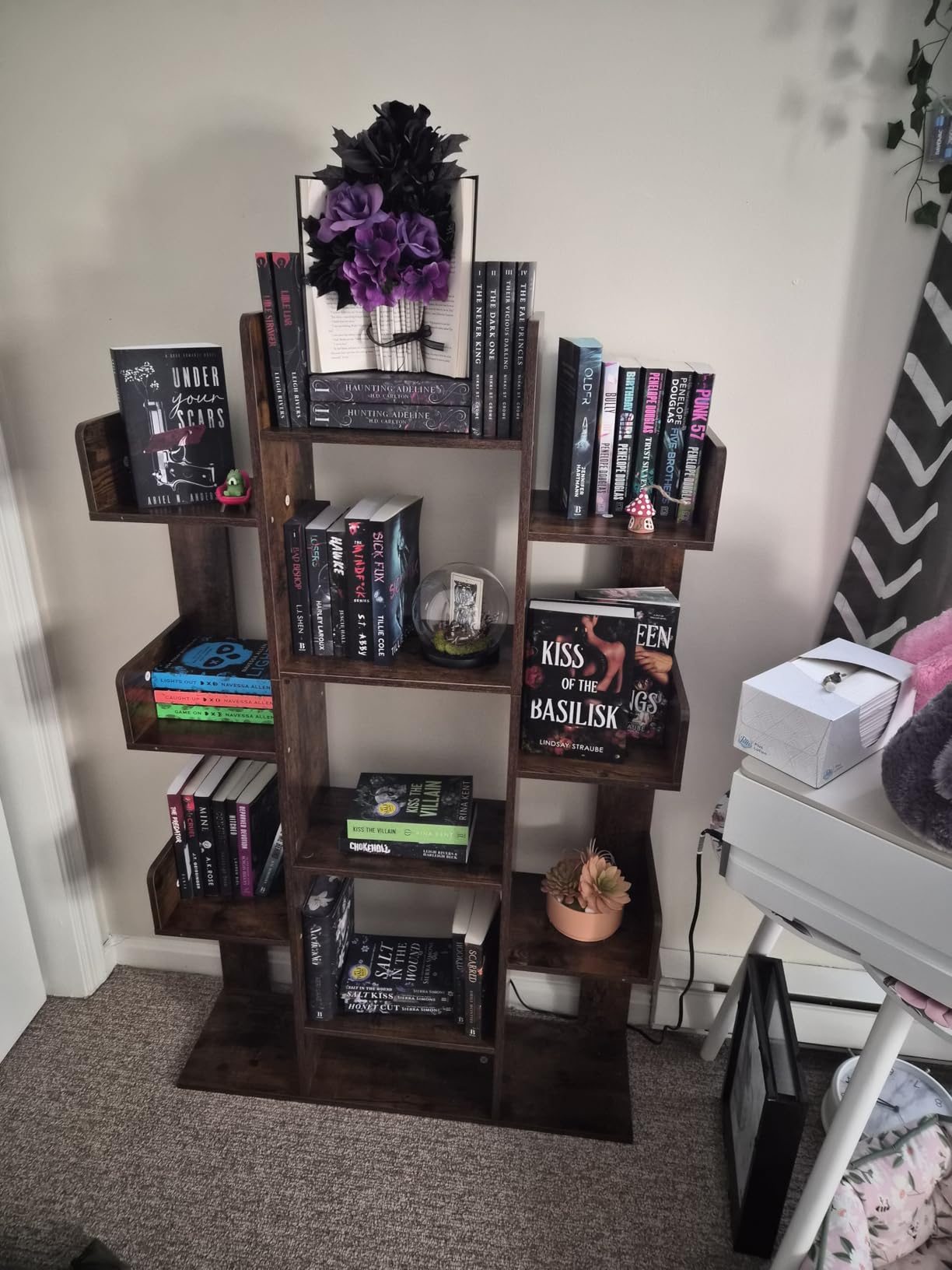 VASAGLE CUSTOS Collection - Bookshelf, Tree-Shaped Bookcase with 13 Storage Shelves, Rounded Corners, 9.8 x 33.9 x 55.1 Inches, Rustic Brown customer photo 2