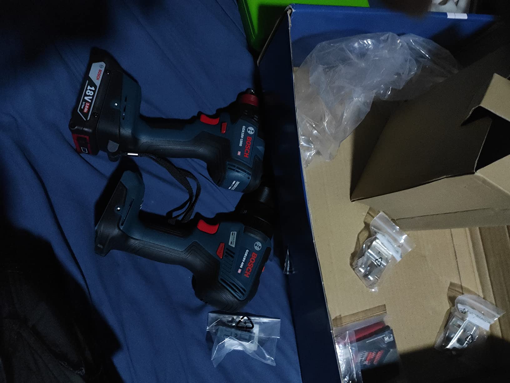 Bosch GXL18V-240B22 18V 2-Tool Combo Kit with 1/2 In. Hammer Drill/Driver, 1/4 In. and 1/2 In. Bit/Socket Impact Driver, (2) 2.0 Ah Standard Batteries, Charger and Bag customer photo 1