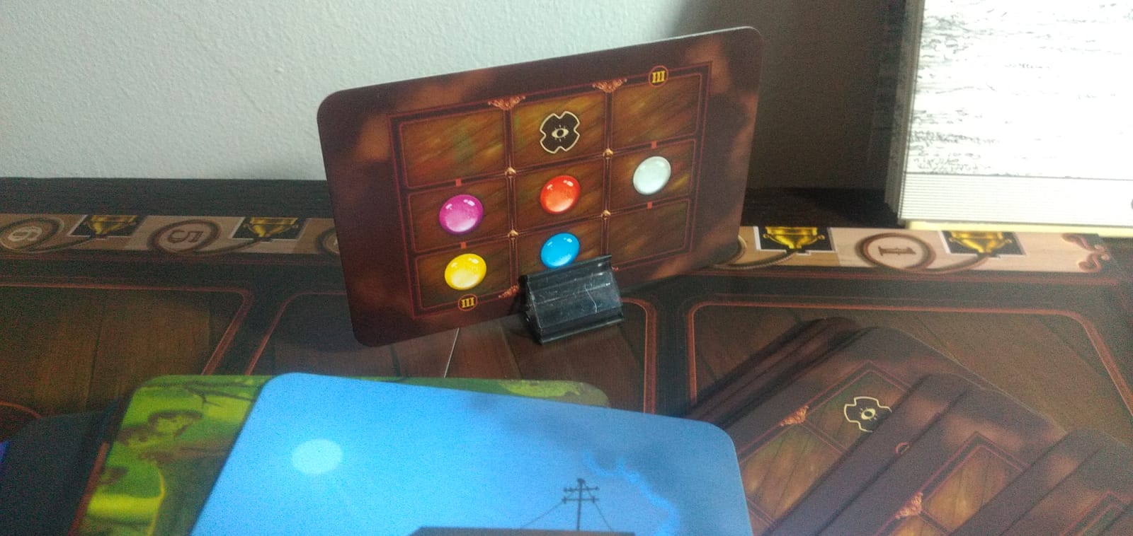 Asmodee Mysterium Park Board Game - Uncover Dark Secrets in a Charming Carnival Setting, Cooperative Mystery for Kids & Adults, Ages 10+, 2-7 Players, 28 Minute Playtime customer photo 2