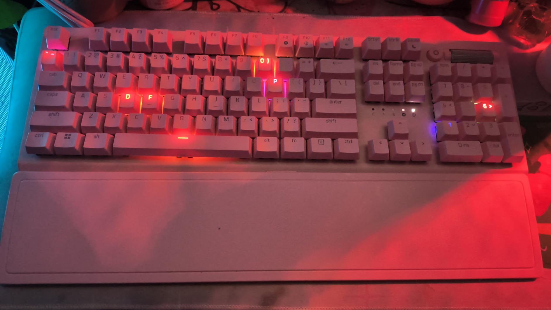 Razer BlackWidow V3 Mechanical Gaming Keyboard customer photo 2