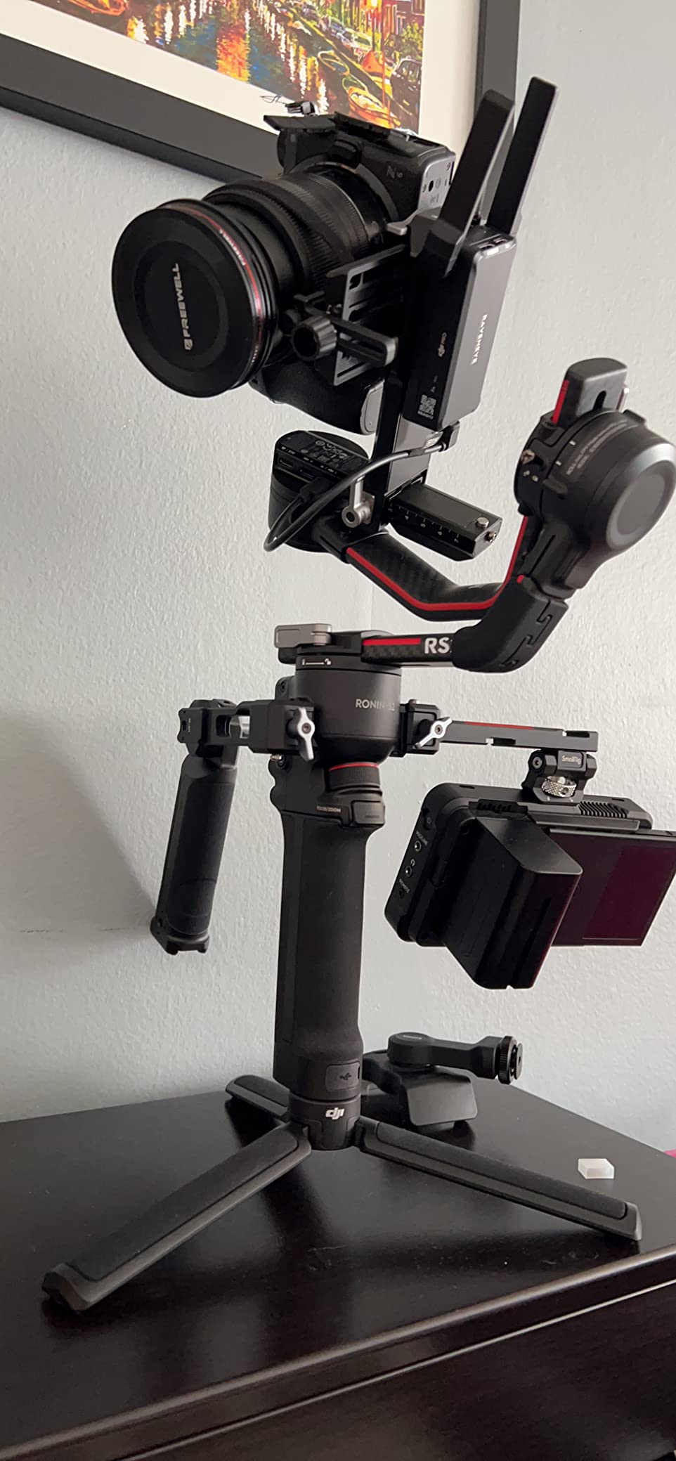 DJI RS 2 Combo - 3-Axis Gimbal Stabilizer for DSLR and Mirrorless Cameras, Nikon, Sony, Panasonic, Canon, Fuji, 10lbs Tested Payload, 1.4” Full-Color Touchscreen, Carbon Fiber Construction, Black customer photo 2