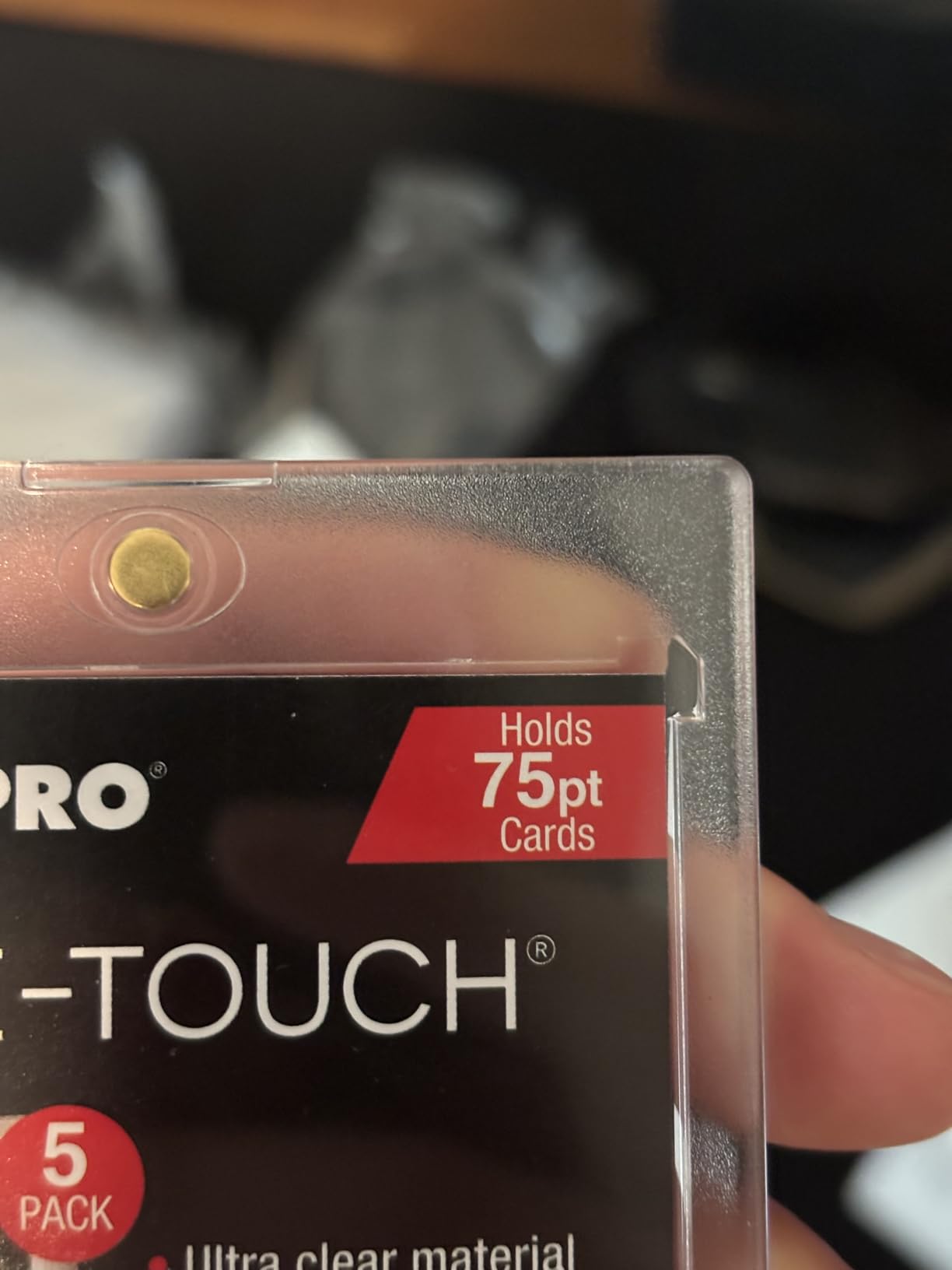 Ultra Pro ONE-TOUCH 75PT Magnetic Card Holder - Hard Plastic Trading Card Holder with UV Blocking - Clear Display for Standard Size 2.5