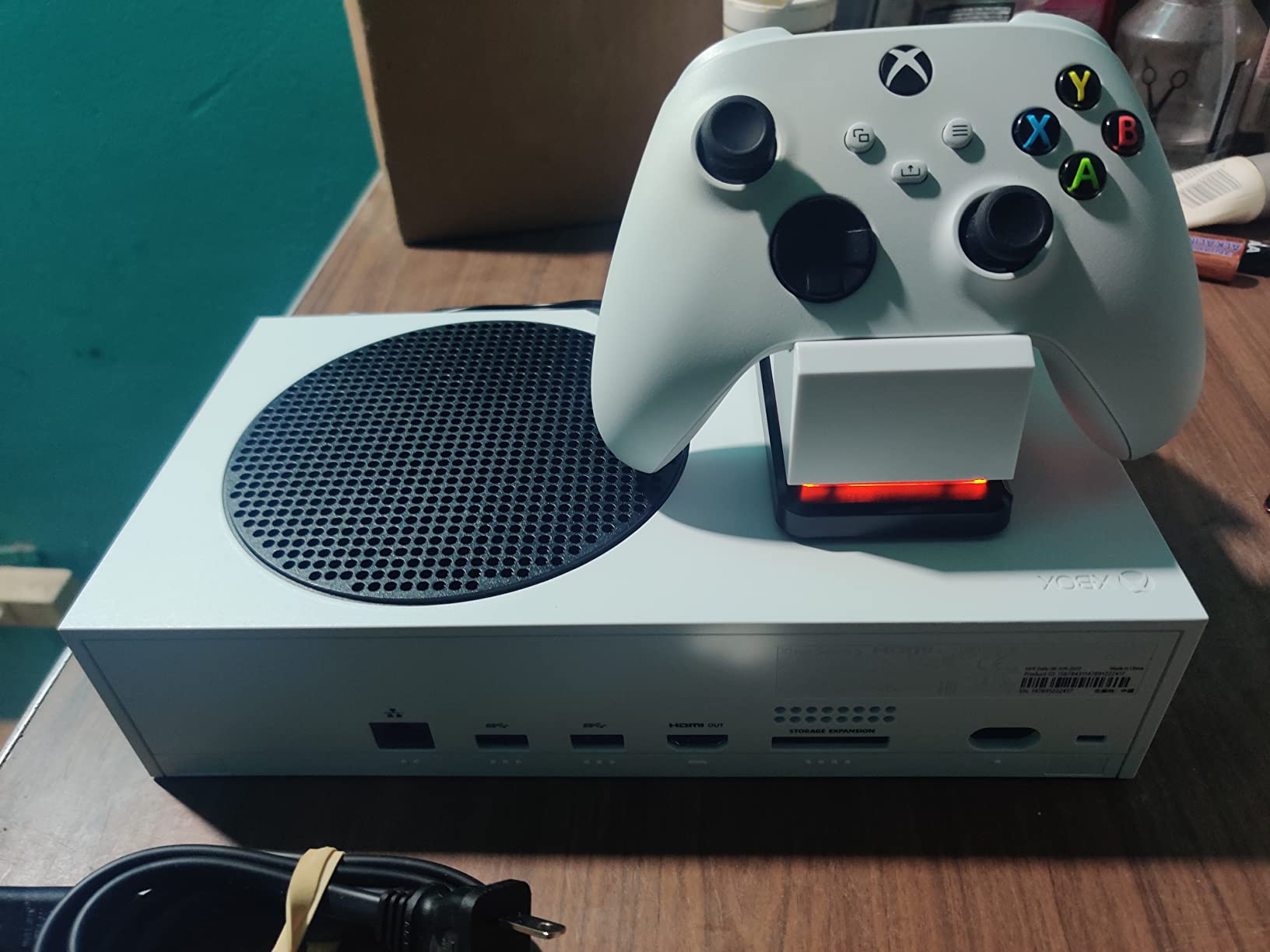PowerA Dual Charging Station for Xbox Series X|S - White customer photo 2