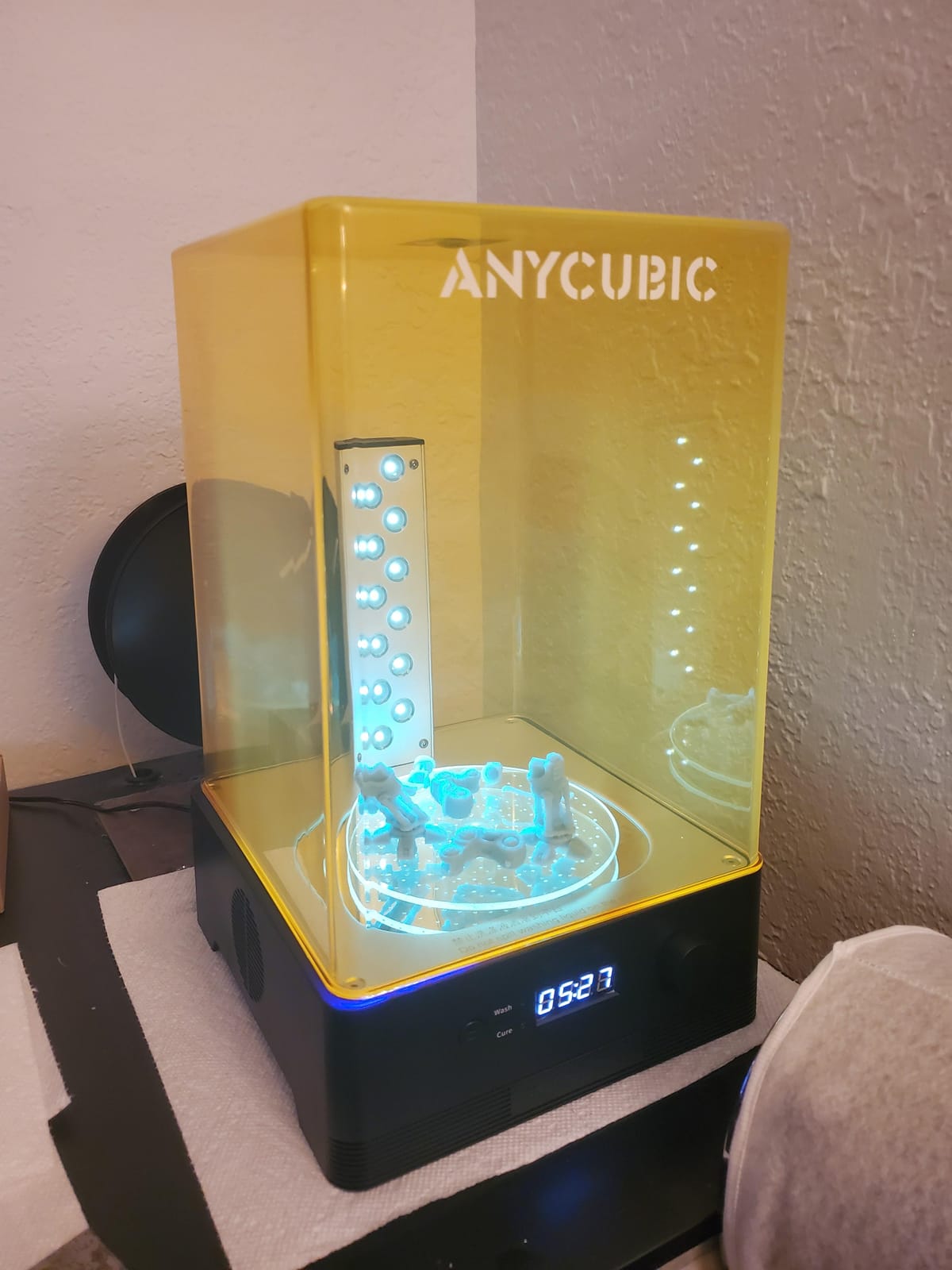 ANYCUBIC Wash and Cure Machine 3.0 with Twistable Gooseneck Light | 2 in 1 UV Washing and Curing Station for ANYCUBIC Photon Mono 4/Mono 4 Ultra/Mars Series LCD/DLP/SLA 3D Printer Models customer photo 2