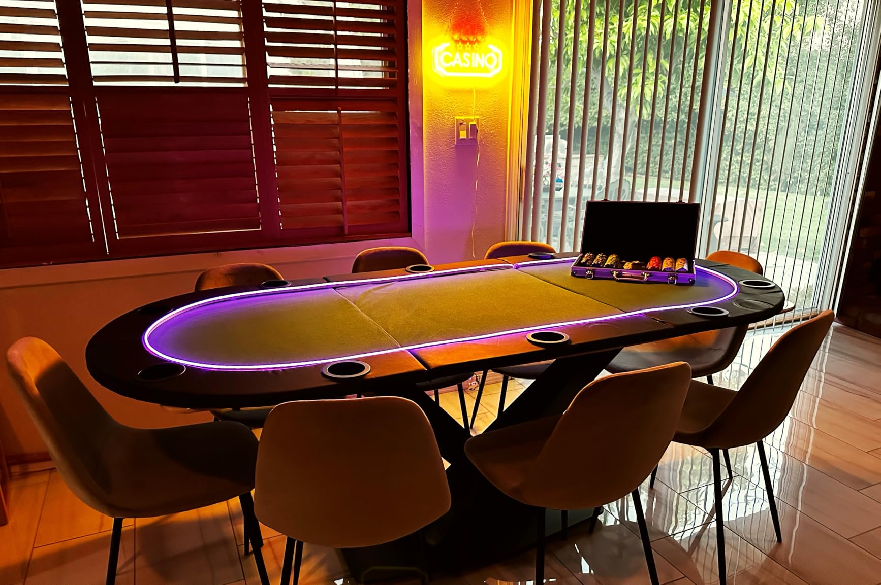 Spin Master Games, Cardinal Classics, 300-Piece Poker Set with Aluminum Carrying Case & Professional Weight Chips & Poker Dice, for Ages 8+ customer photo 1