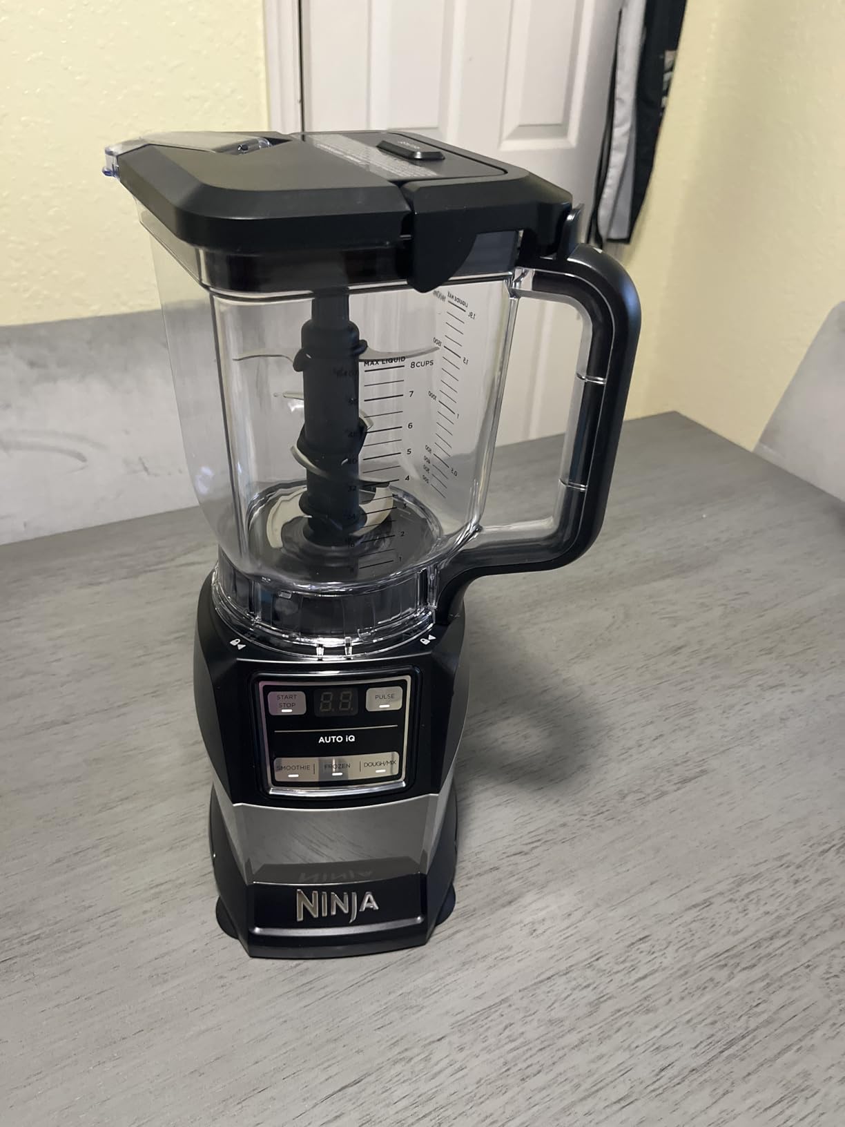 Ninja Compact Kitchen System, Auto-iQ, 1200W, 72oz Pitcher, Grey, AMZ493BRN customer photo 2