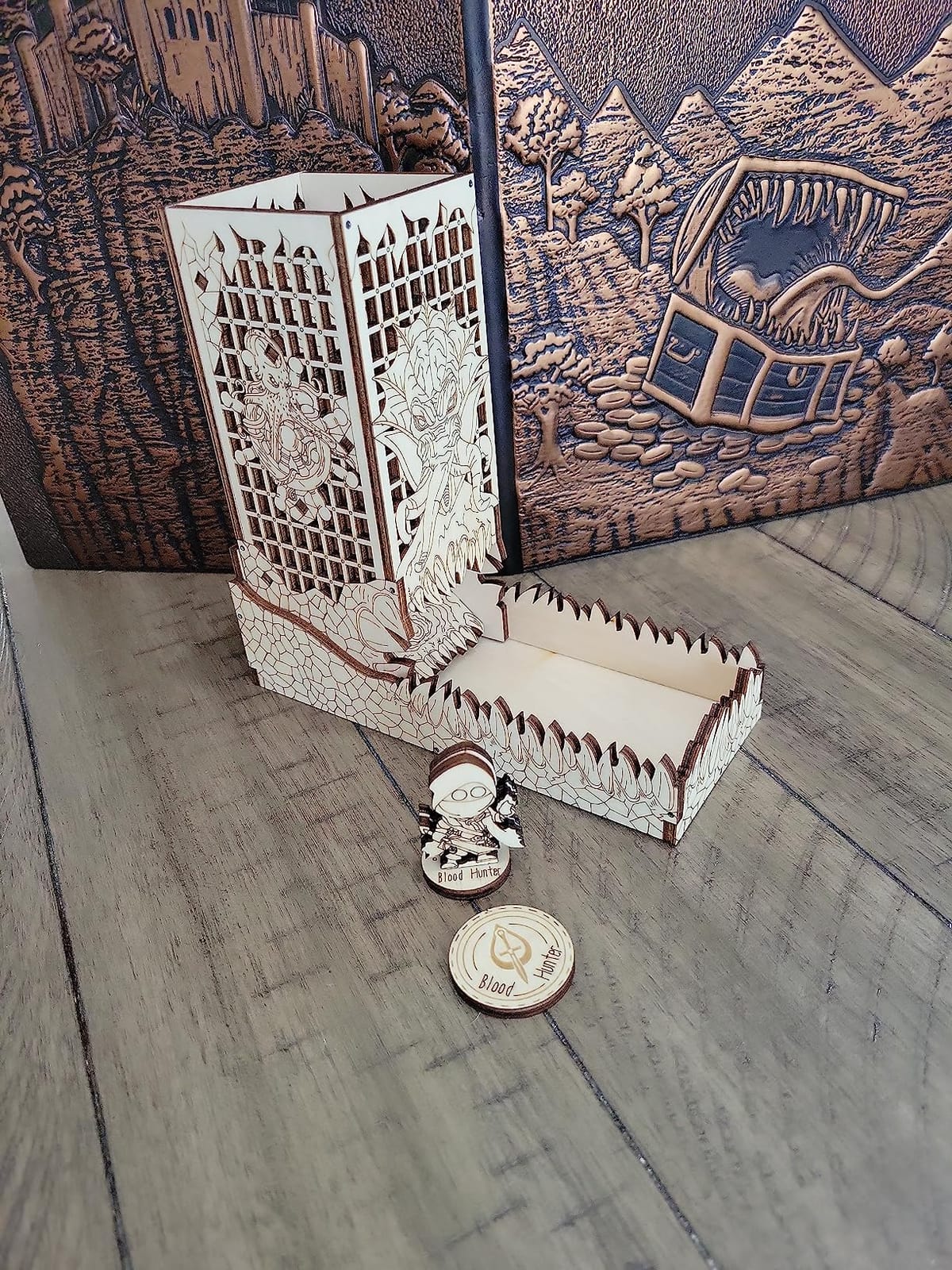 CZYY Cthulhu Dice Tower, Foldable Wooden Dice Roller with Tray customer photo 2