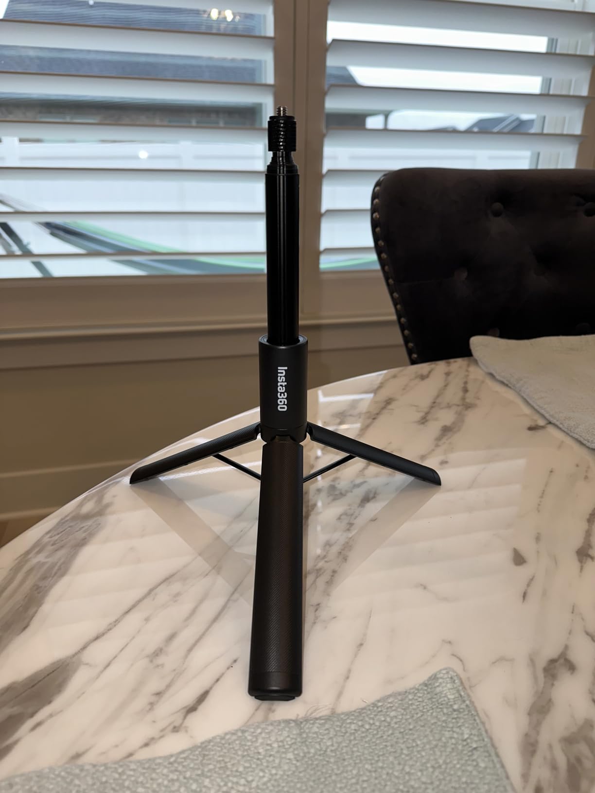 Insta360 2-in-1 Invisible Selfie Stick + Tripod, Aluminum Alloy Invisible Pole and Tripod, Compatible with Insta360 Ace, Ace Pro, Ace Pro 2, GO Ultra, GO 3S, ONE X2, X3, X4, X5 Action Cameras, Black customer photo 2