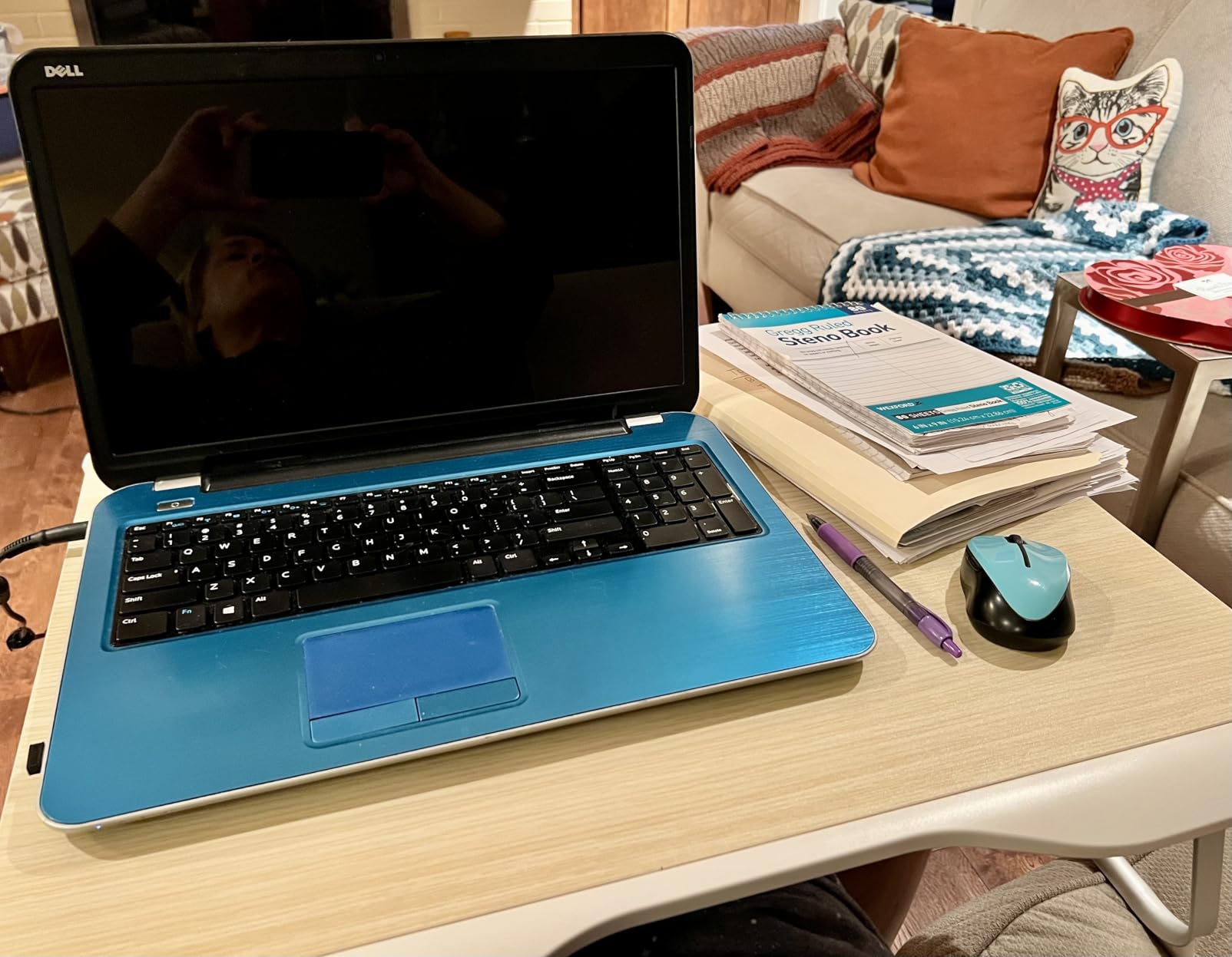 SAIJI Laptop Desk for Bed, XX-Large Foldable Bed Tray Table, 25.6
