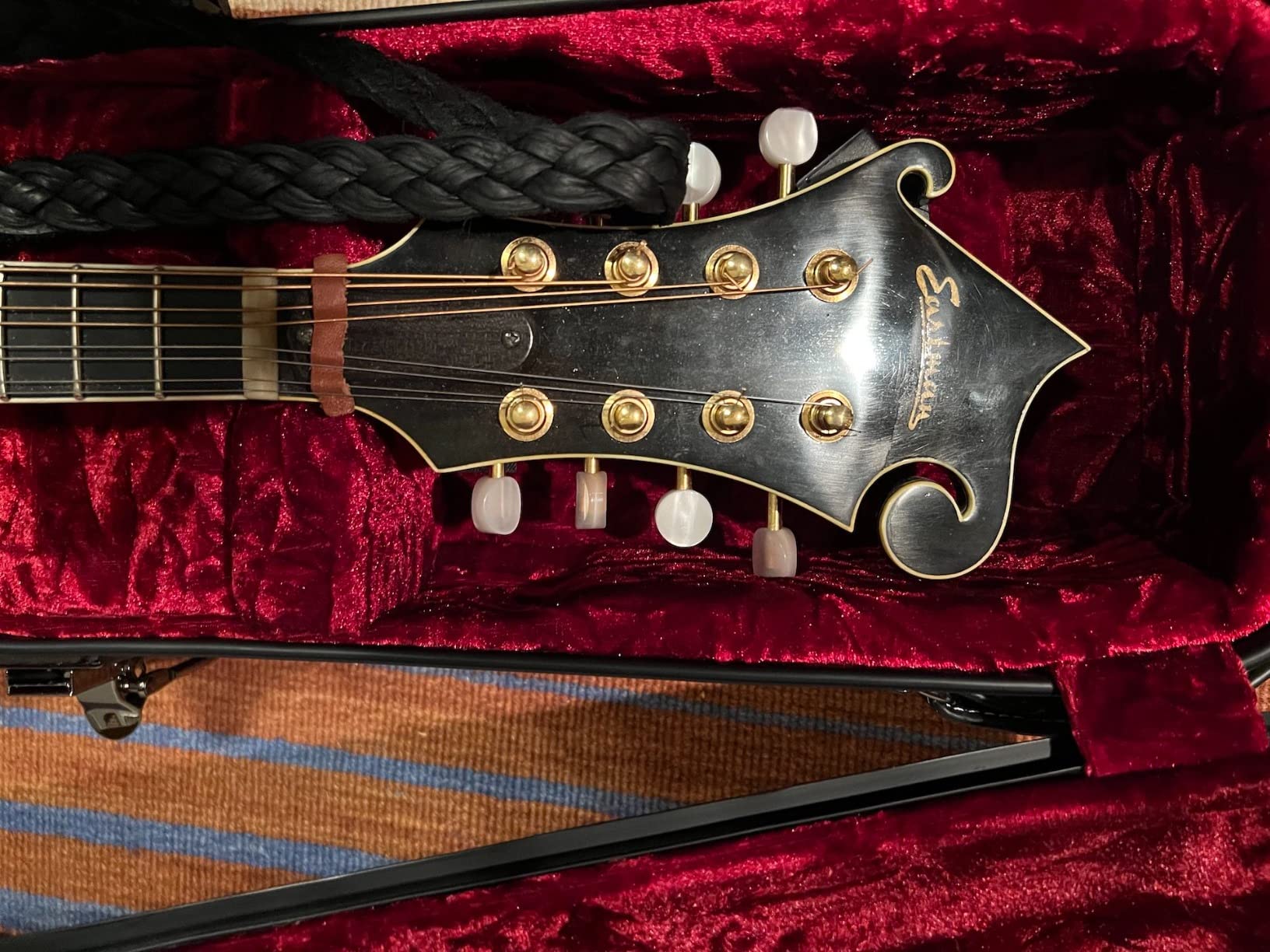 Crossrock Case - Fiberglass Mandolin Case - Fits Both A & F Styles - Padded Straps, Accessory Compartment, Fixed & Removable Padding - Includes TSA Lock-Yellow (CRF1020MAFYL) customer photo 1