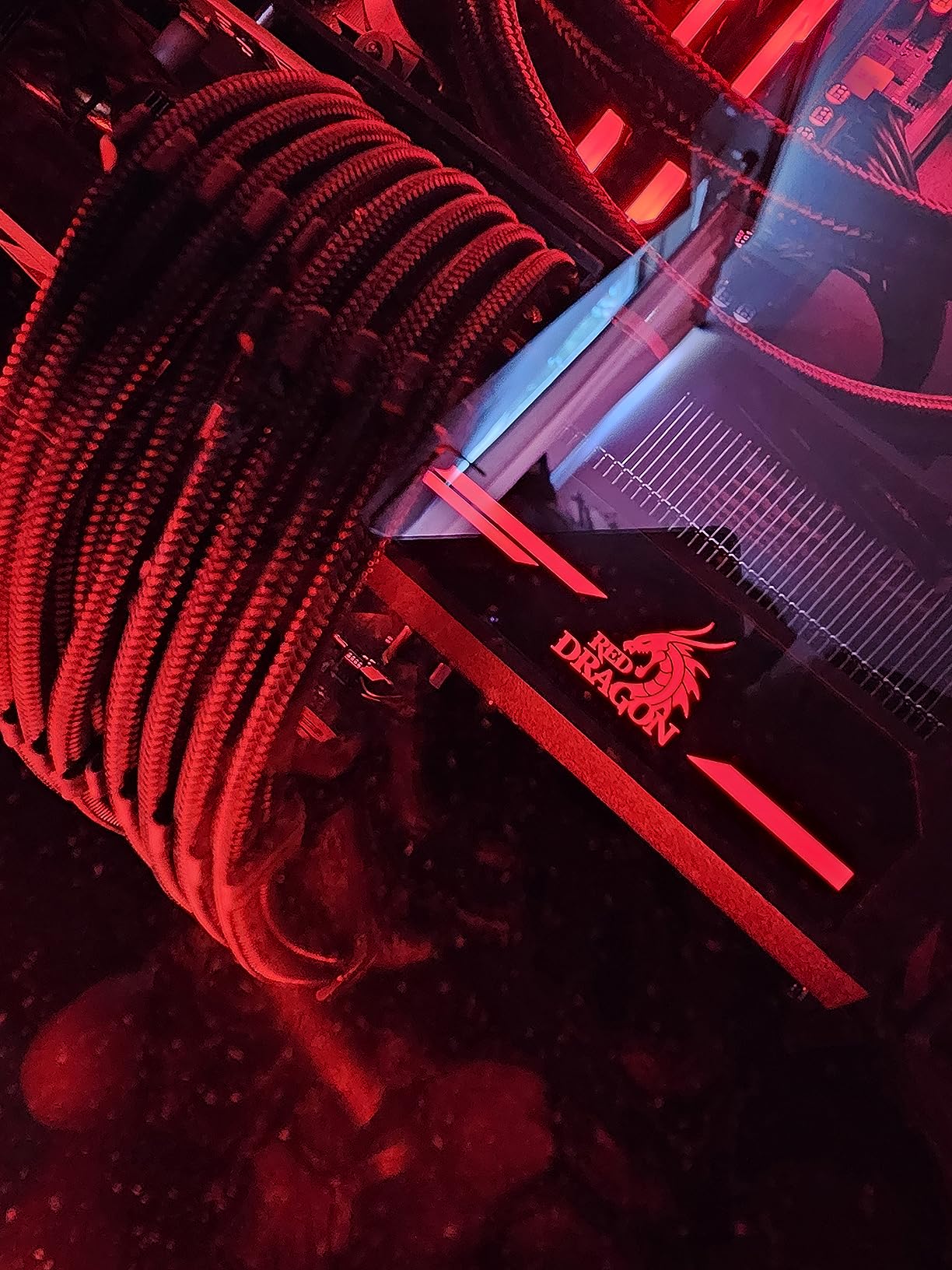 PowerColor Red Dragon AMD Radeon RX 6800 XT Gaming Graphics Card with 16GB GDDR6 Memory, Powered by AMD RDNA 2, Raytracing, PCI Express 4.0, HDMI 2.1, AMD Infinity Cache customer photo 1