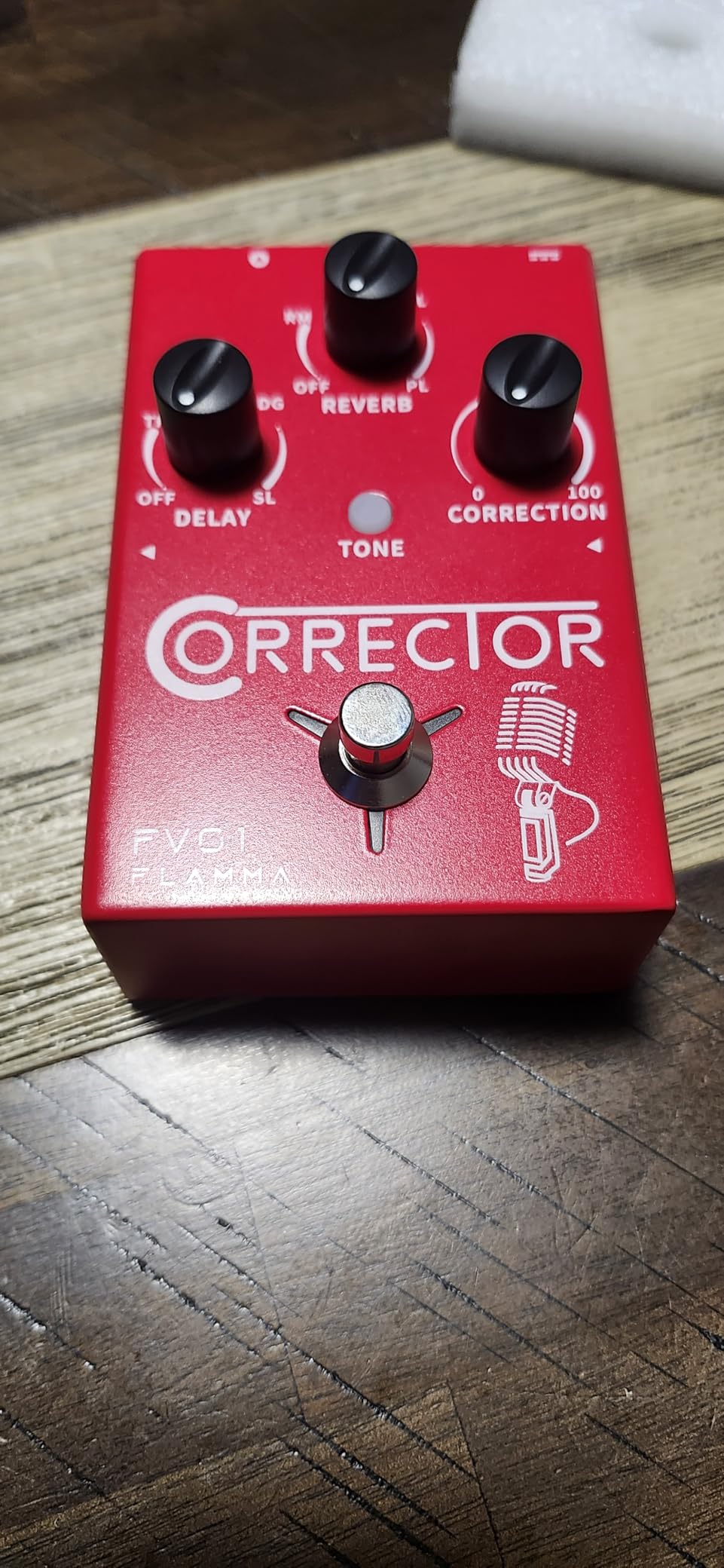 FLAMMA FV01 Vocal Effects Processor Pitch Correction Voice Pedal Vocal Stompbox Microphone Amplifier for Singer Live Singing Streaming Recording with Delay Reverb Acoustic Guitar Playing customer photo 1