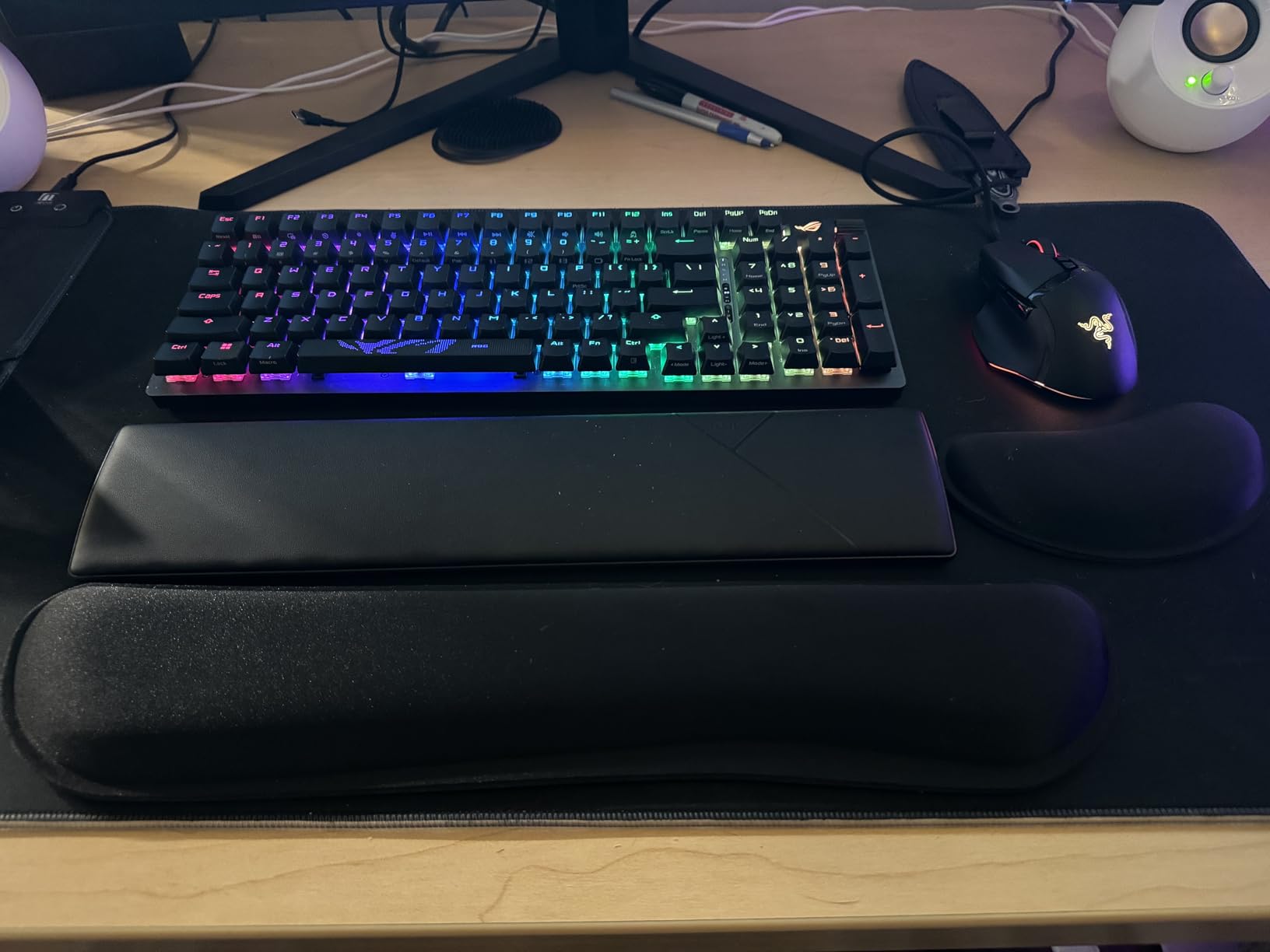 GORILLA GRIP Memory Foam Wrist Rest for Computer Keyboard, 2 Piece Black | Silky Mousepad Rest, Ergonomic Design for Typing Pain Relief, Mouse Pad Support for Hand and Arm, Work and Gaming Accessories customer photo 2