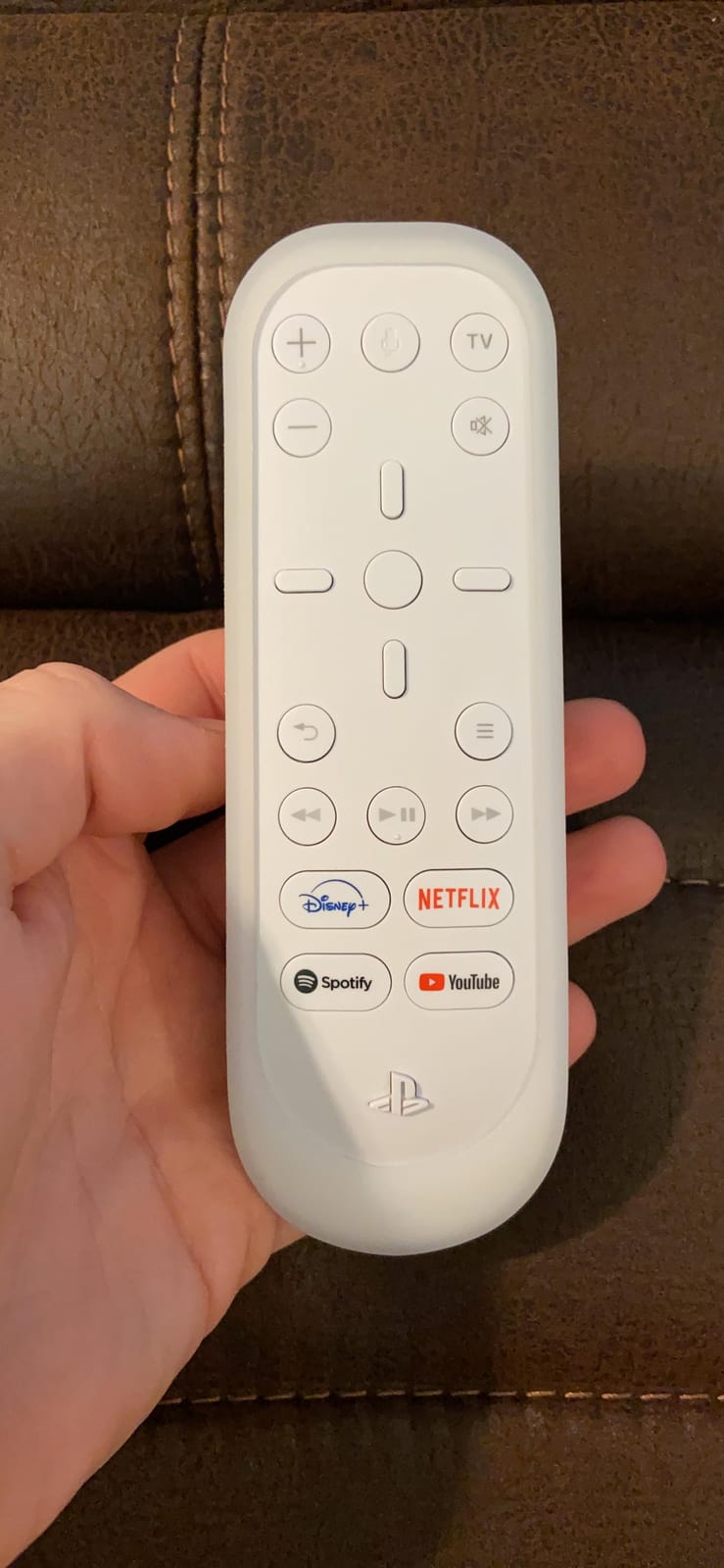 elago Silicone Remote Case for PlayStation 5 Media Remote | Durable Silicone Construction, Slim and Ergonomic Design, Drop Protection [White] customer photo 1