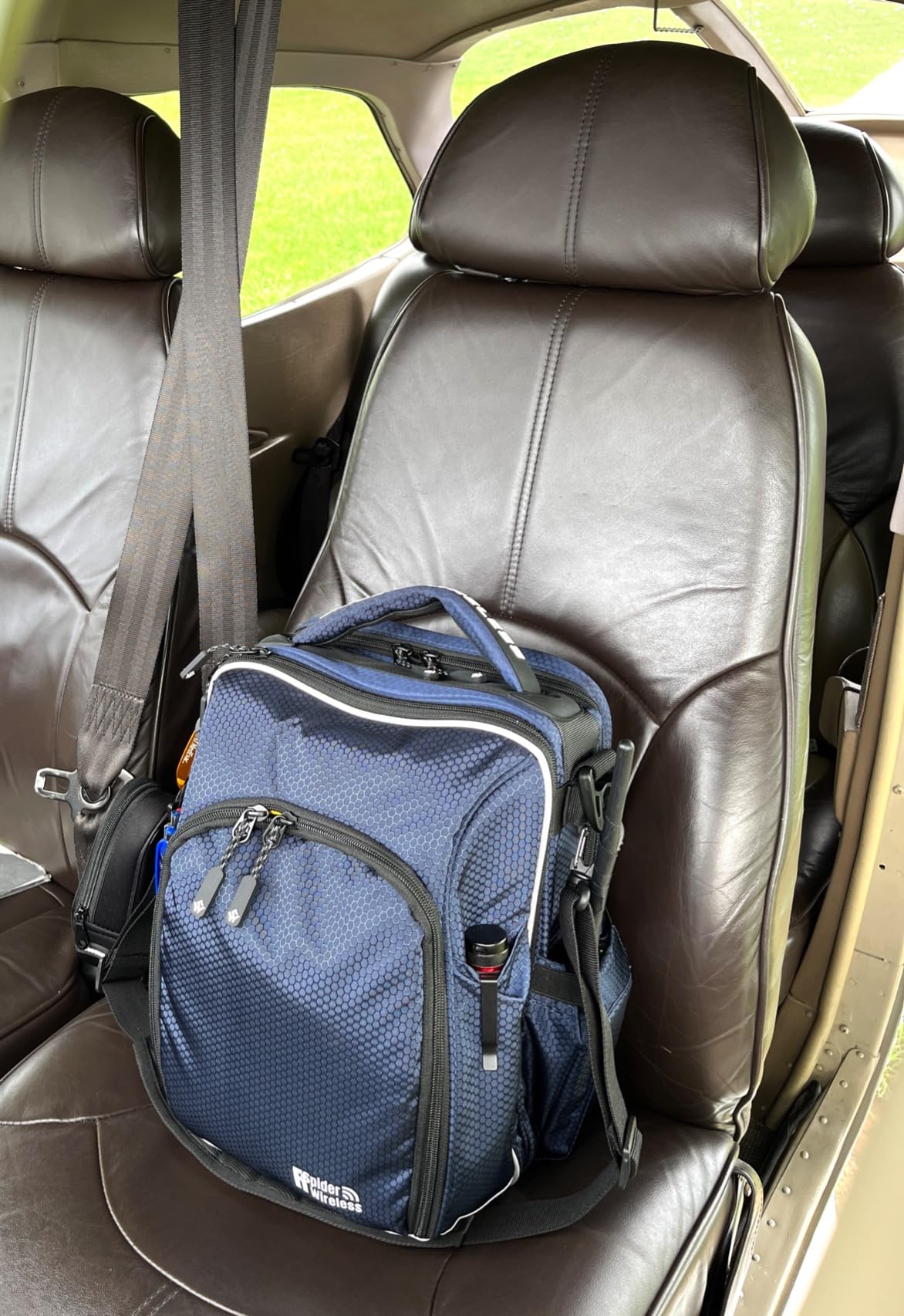 Premium Pilot Flight Bag - Fits All Aviation Flight Gear Including Aviation Headset, Pilot Kneeboard&Notepad, Ipad and Other Pilot Supplies customer photo 2
