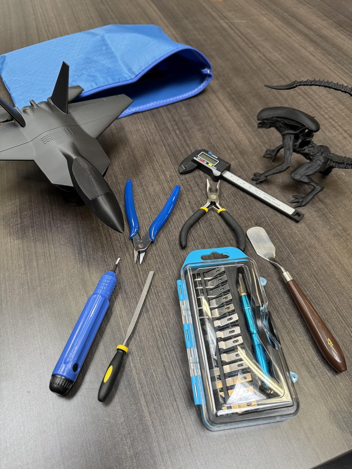 45 Pcs 3D Printer Tool Kit, Cleaning, Finishing, Measuring, Support Removal | Includes Deburring Tool, Digital Caliper, Carving knife, Wire Cutter, Cutting Mat, Brushes, Storage Bag, and more customer photo 2
