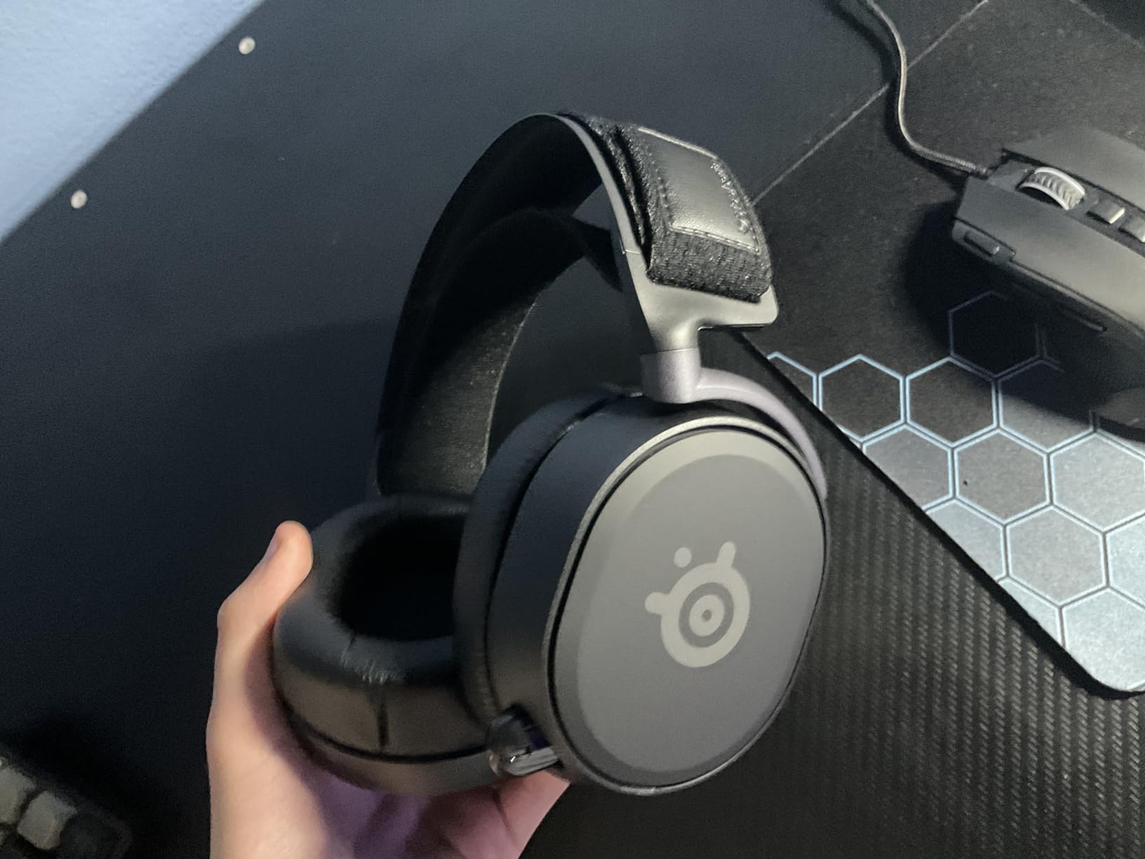 SteelSeries Arctis Prime - Competitive Gaming Headset - High Fidelity Audio Drivers - Multiplatform Compatibility,Black customer photo 1