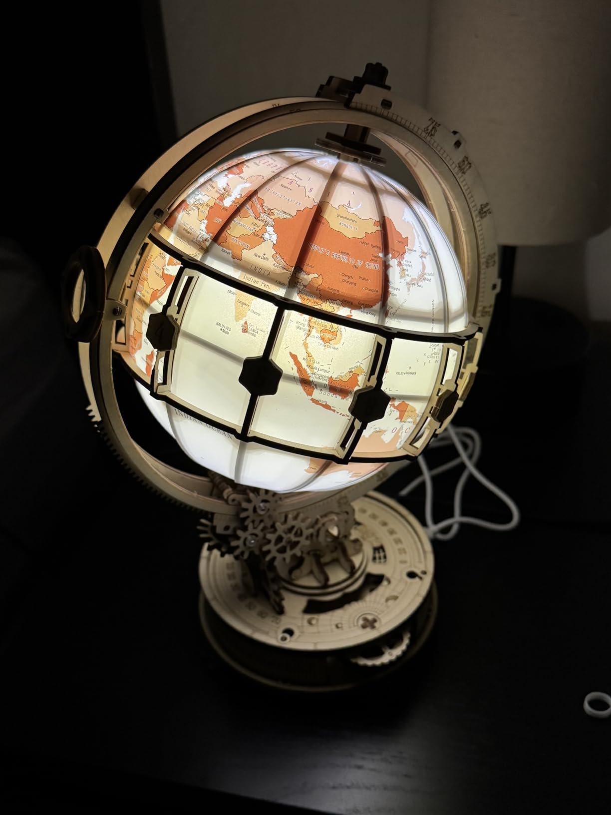 ROKR 3D Wooden Puzzles for Adults Illuminated Globe with Stand 180pcs 3D Puzzles Built-in LED Model Kit Hobby Gifts for Adults Home Decor customer photo 1