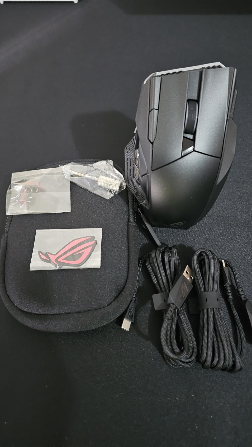 ASUS ROG Spatha X Wireless Gaming Mouse - MMO/MOBA Design, 12 Programmable Buttons, Right-Handed, 168g, Dual-Mode, 19K DPI, up to 67Hr Battery, Magnetic Charging Dock customer photo 2