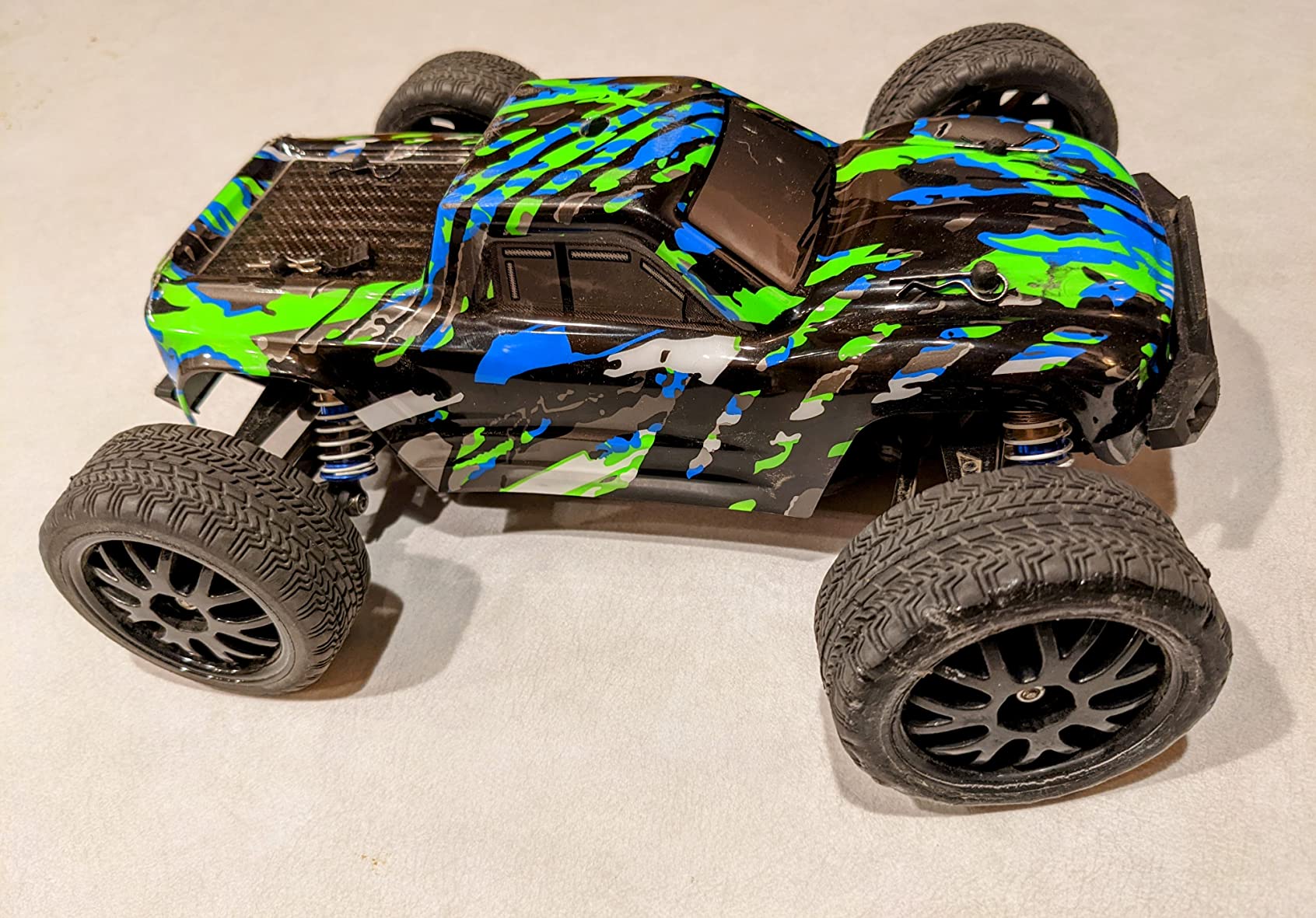 HAIBOXING 18859A 1/18 Brushless Fast RC Cars 4WD Off-Road Truck All Terrain | Fast Remote Control Truck 48 KM/H Speed for Adults and Kids, Boys Truck Toys Gifts, Extra Shell and Batteries Double the Fun customer photo 1