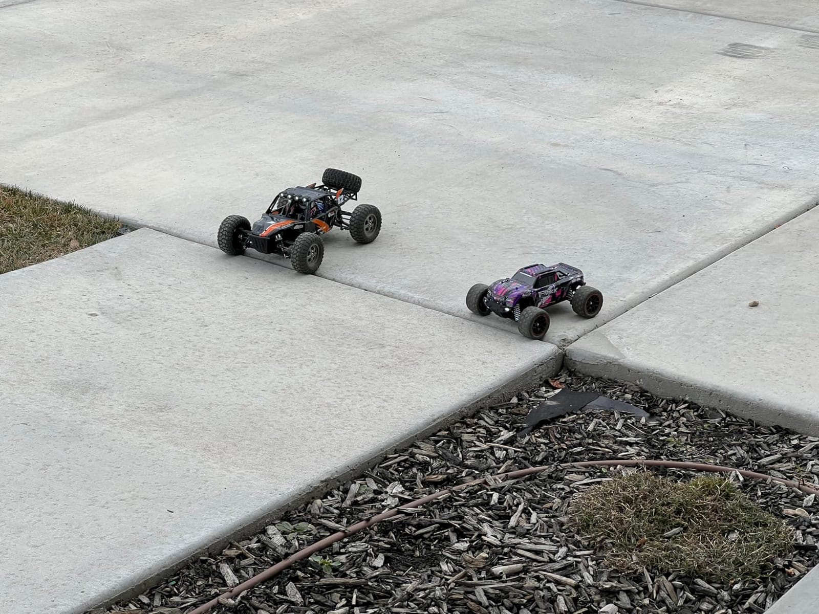 HAIBOXING 18859A 1/18 Brushless Fast RC Cars 4WD Off-Road Truck All Terrain | Fast Remote Control Truck 48 KM/H Speed for Adults and Kids, Boys Truck Toys Gifts, Extra Shell and Batteries Double the Fun customer photo 2