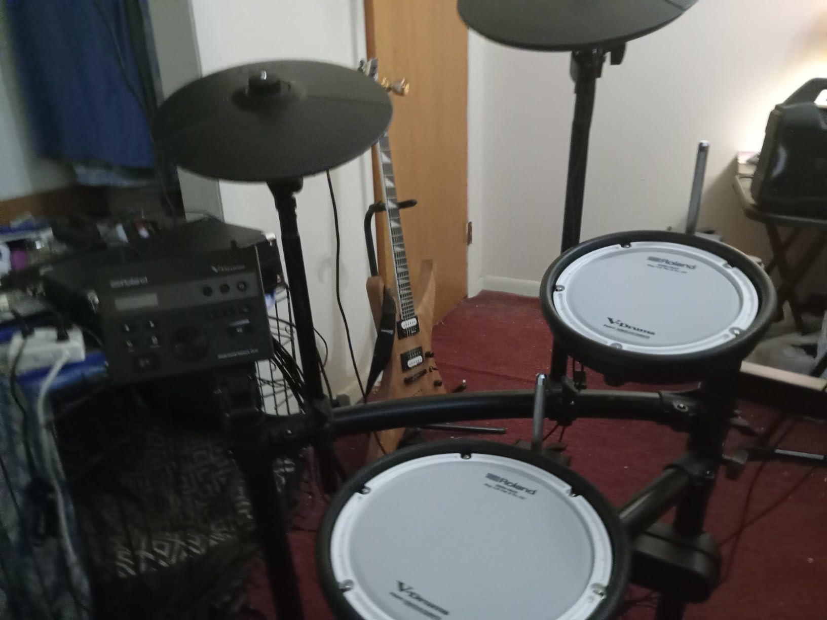 Roland TD-07DMK Electronic V-Drums Kit | Legendary Double-Ply All Mesh Head kit with superior expression and playability, Bluetooth Audio and MIDI customer photo 2