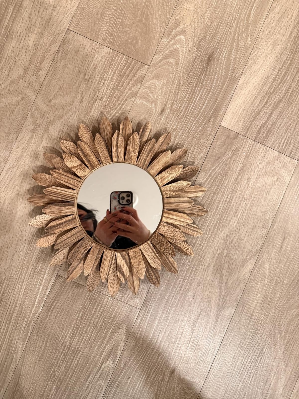 Honiway 12 inch Rustic Wood Sunburst Mirror, Boho Wall Decor, Carbonized Black customer photo 1