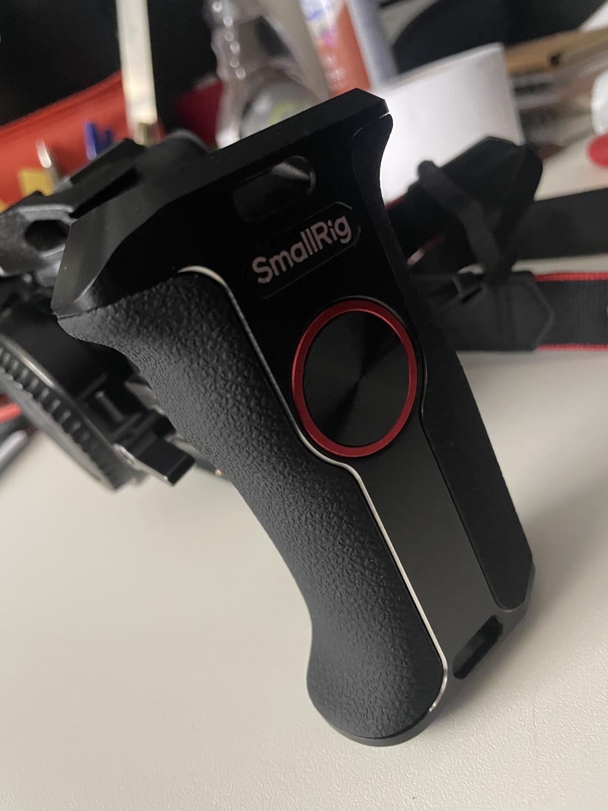 SmallRig Push-Button Rotating NATO Handle, Quick Release Handgrip for DLSR Camera Cage Kit, w/Built-in NATO Rail, Left Side - 3260 customer photo 1