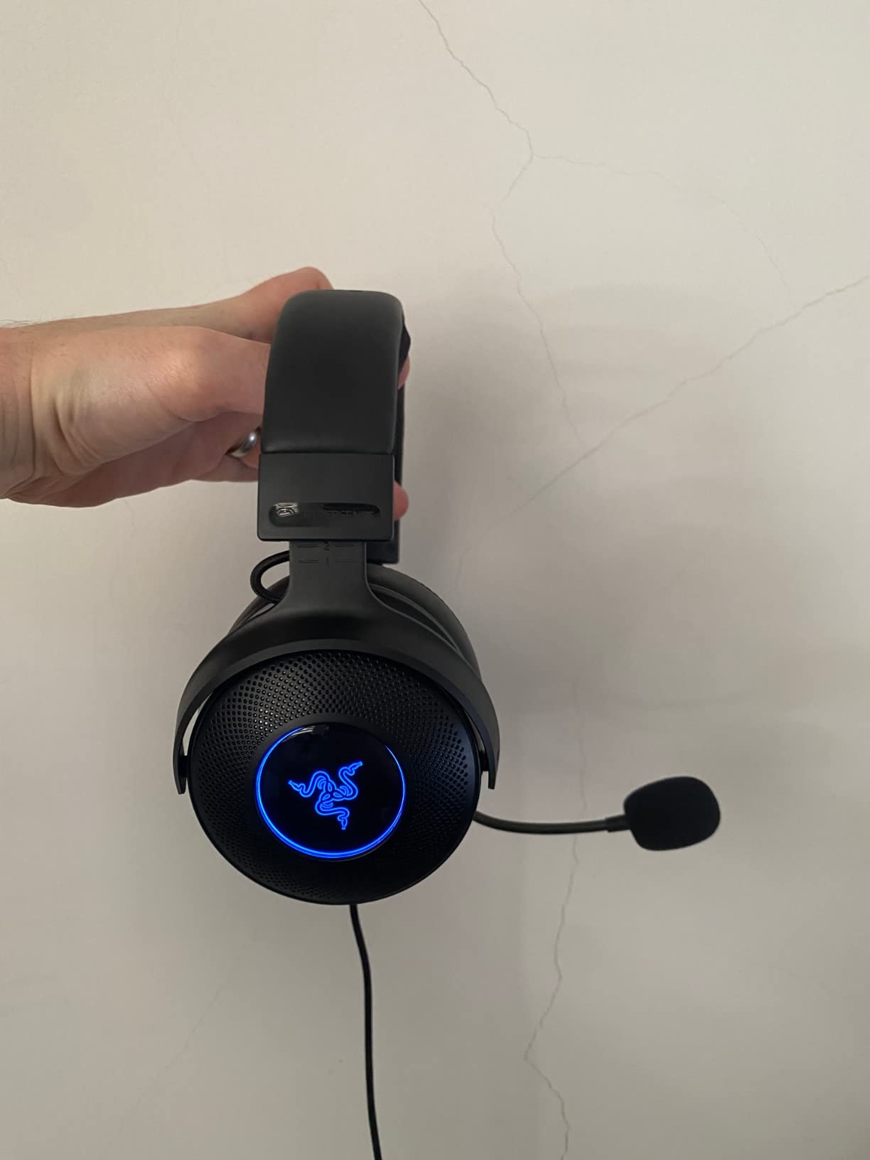 Razer Kraken V3 HyperSense Wired Gaming Headset with THX Spatial Audio customer photo 1