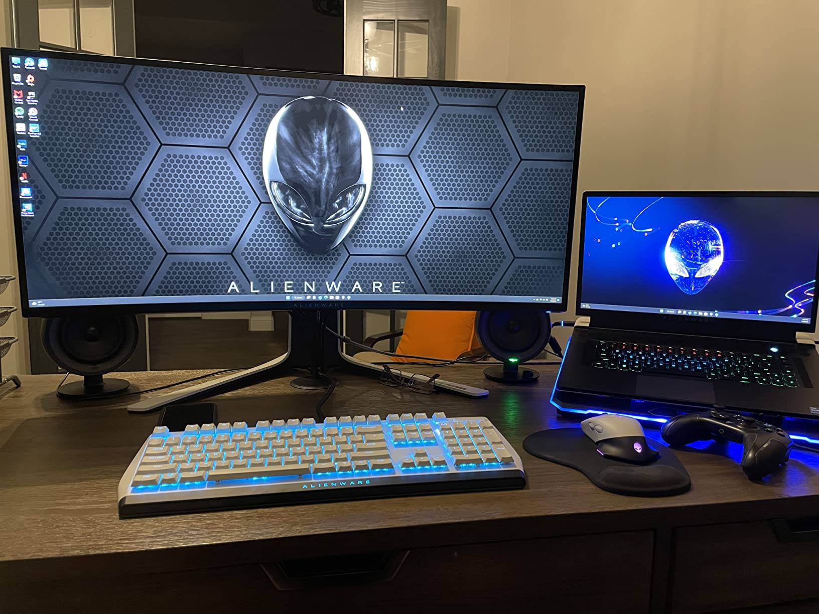 SteelSeries Arena 3 2.0 Desktop Gaming Speakers - Immersive Audio, On-Speaker Controls, 4