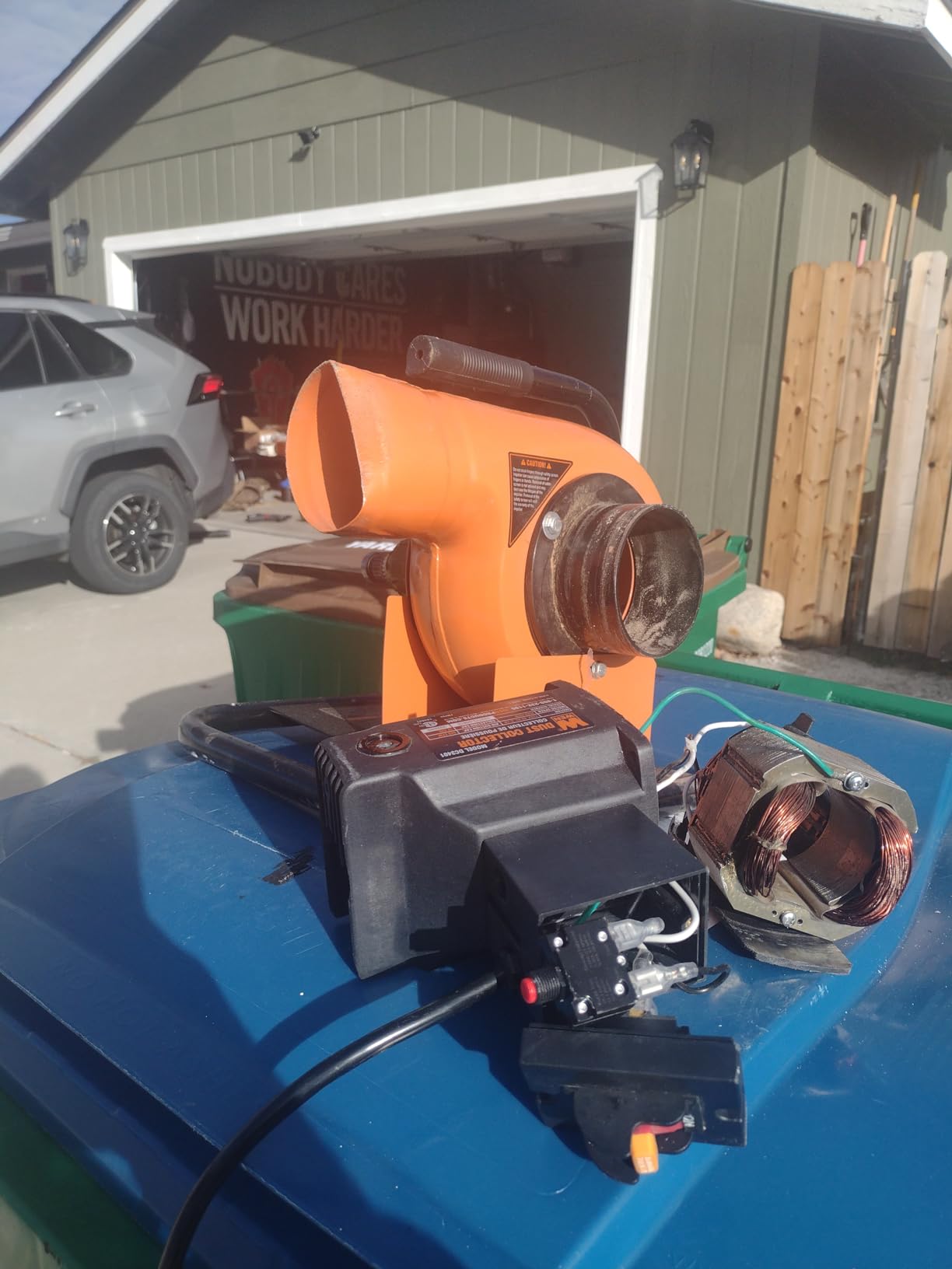WEN Woodworking Dust Collector, 5.7-Amp Motor with 12-Gallon Bag, Mobile Base, and Optional Wall Mount (DC3401) customer photo 1