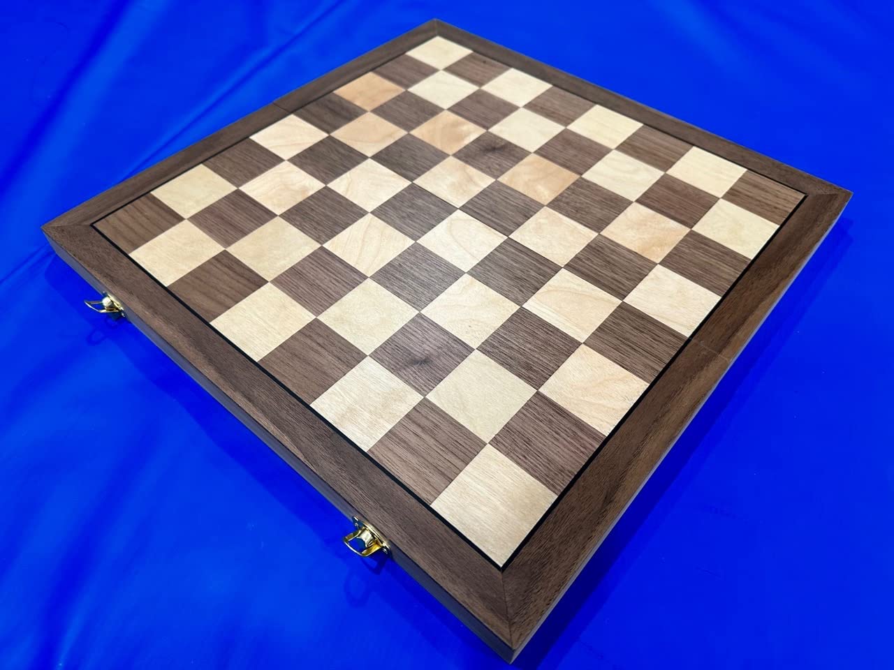 AMEROUS 15'' Magnetic Wooden Chess & Checkers Game Set - 2 Extra Queens - 24 Checkers Pieces - Chessmen Storage Slots, Beginner Chess Set for Kids and Adults, Classic 2 in 1 Board Games customer photo 2
