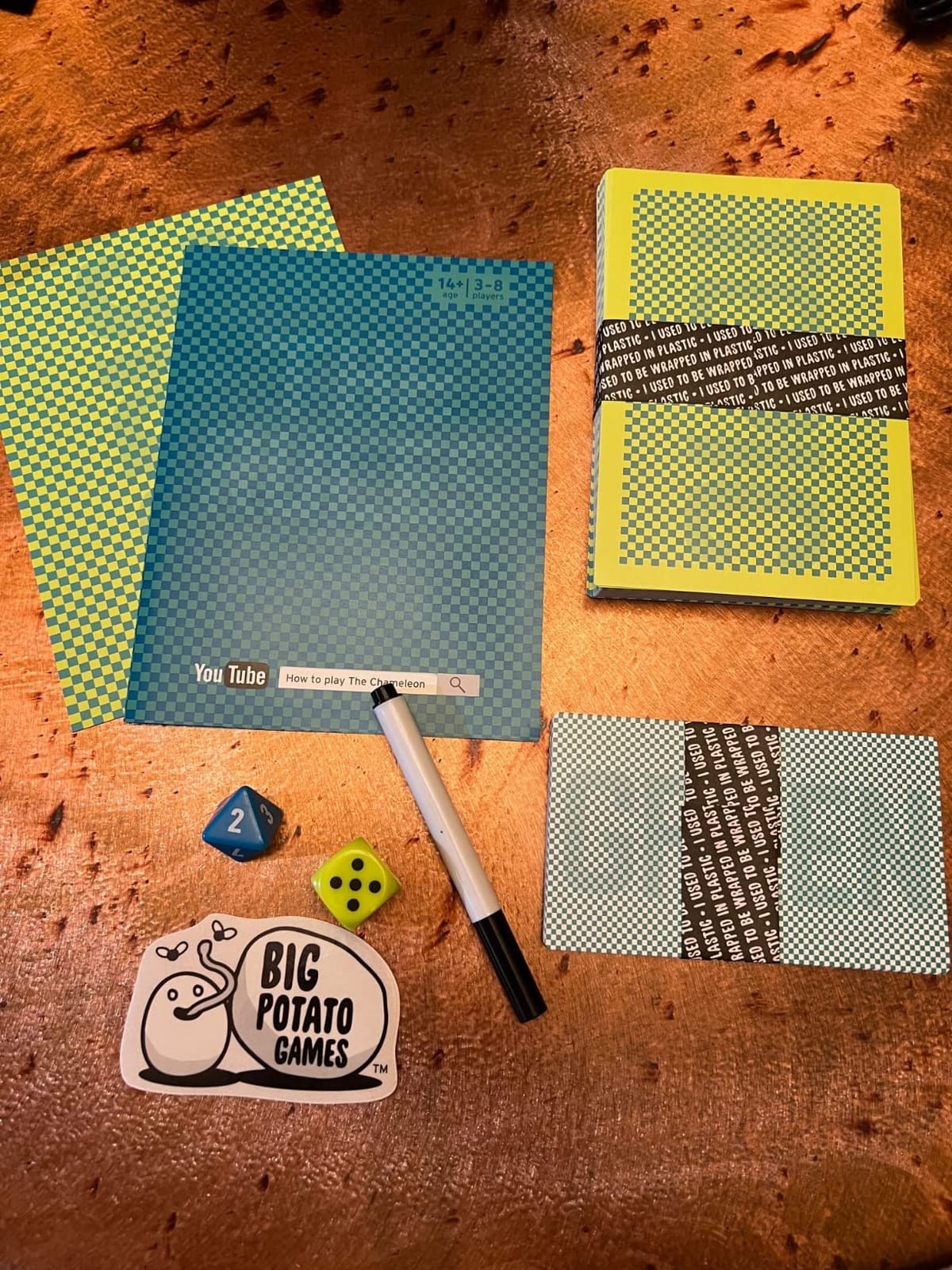 The Chameleon Social Deduction Game for Adults, Ages 12+ | 2 Million+ Players and Counting, Top Imposter Party Game, Award-Winning Secret Word Game, 3-8 Players, Teens & Adults customer photo 1