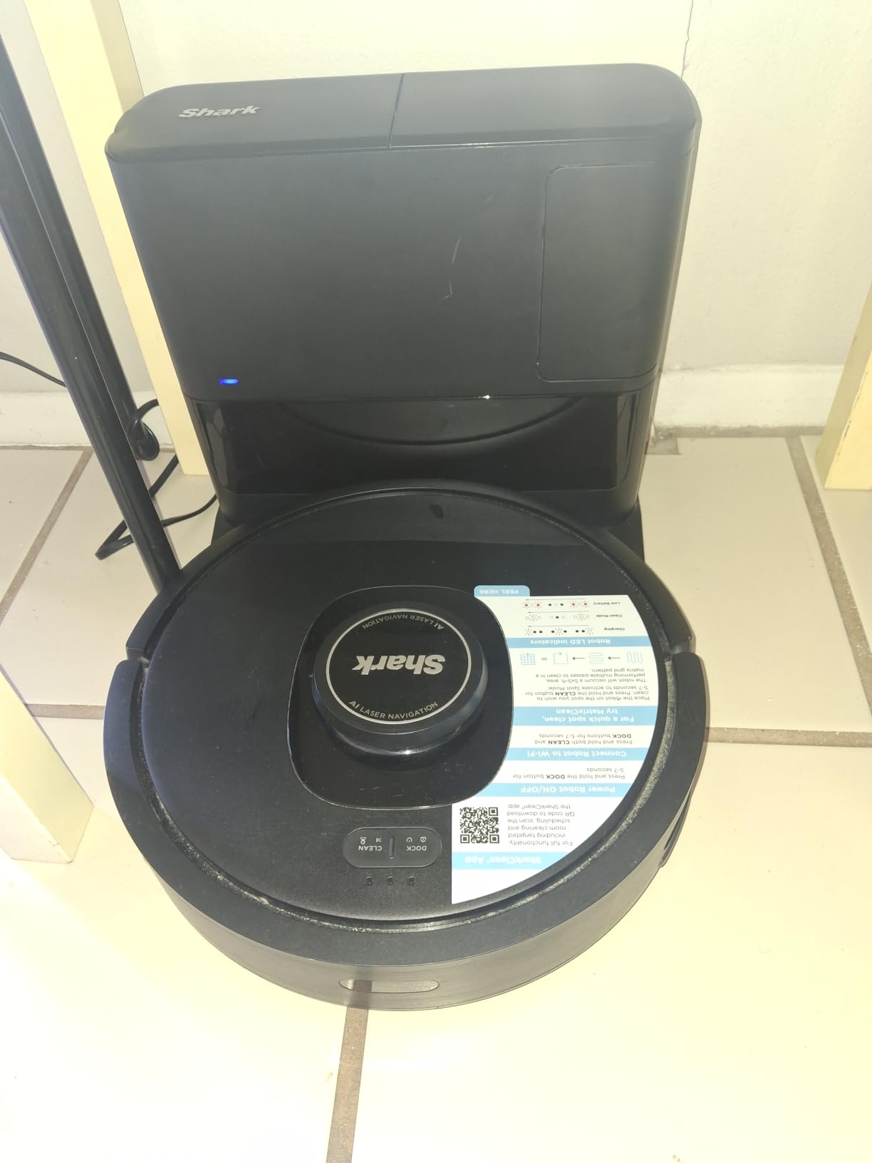 Shark AI Ultra Robot Vacuum, Black/Silver, AV2511AE | Matrix Clean, 360° LiDAR Home Mapping, 60-Day Bagless Self-Empty Base, Self-Cleaning Brushroll, Works with Alexa, Wi-Fi customer photo 1