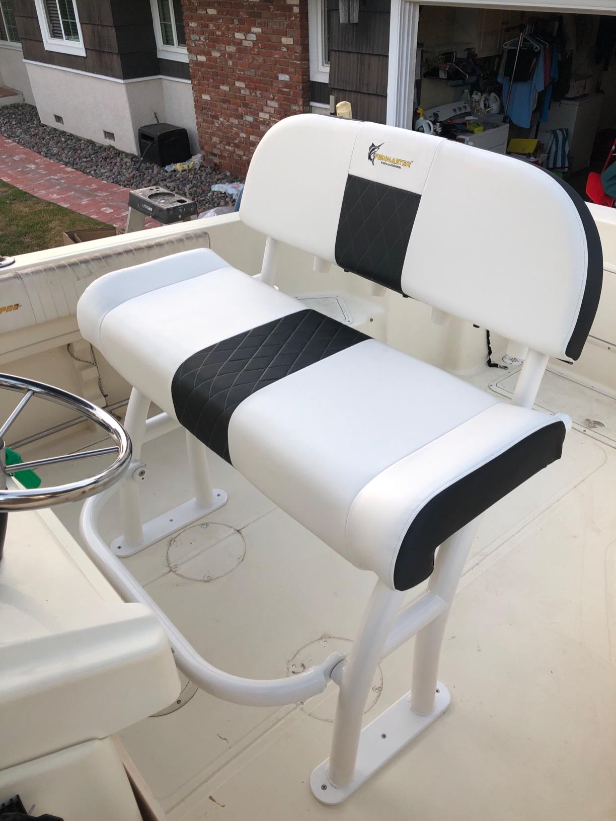 Fishmaster Pro Series Leaning Post for Center Console Fishing Boats - Deluxe Backrest, Rod Holders, Flow-Through Foam, Storage Compartment, Foldable Footrest - White Upholstery/Polished Anodized customer photo 2