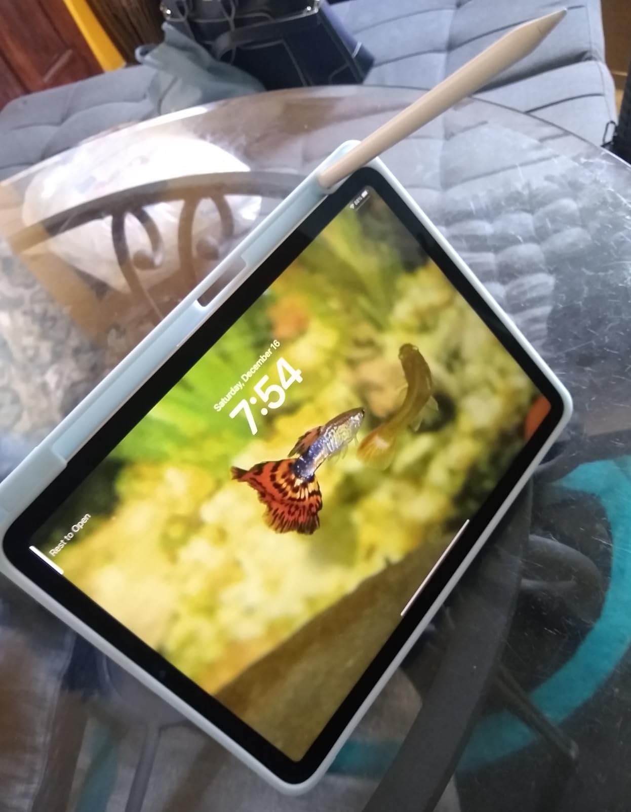 Apple iPad Air (5th Generation): with M1 chip, 10.9-inch Liquid Retina Display, 64GB, Wi-Fi 6, 12MP front/12MP Back Camera, Touch ID, All-Day Battery Life - Pink customer photo 1