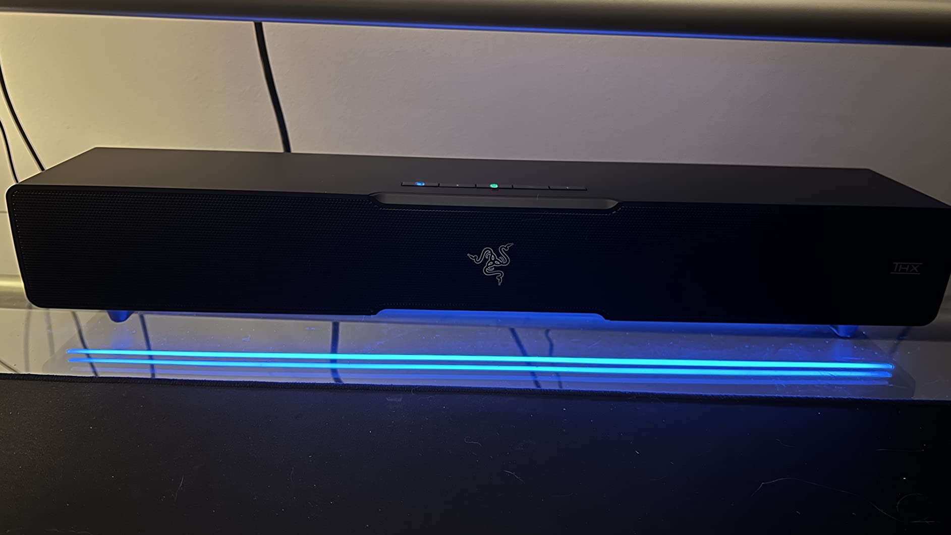 Razer Leviathan V2, Multi-Driver PC Gaming Soundbar w/Subwoofer, Black customer photo 2