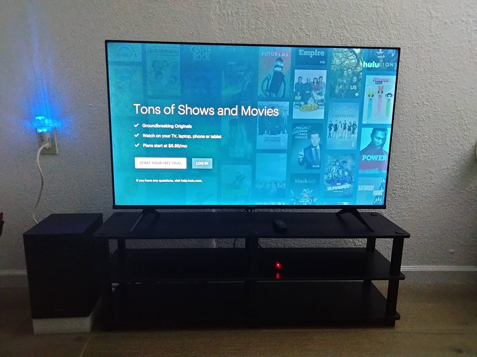 Hisense 43-Inch Class A6 Series 4K UHD Smart Google TV with Alexa Compatibility, Dolby Vision HDR, DTS Virtual X, Sports & Game Modes, Voice Remote, Chromecast Built-in (43A6H), Black customer photo 2