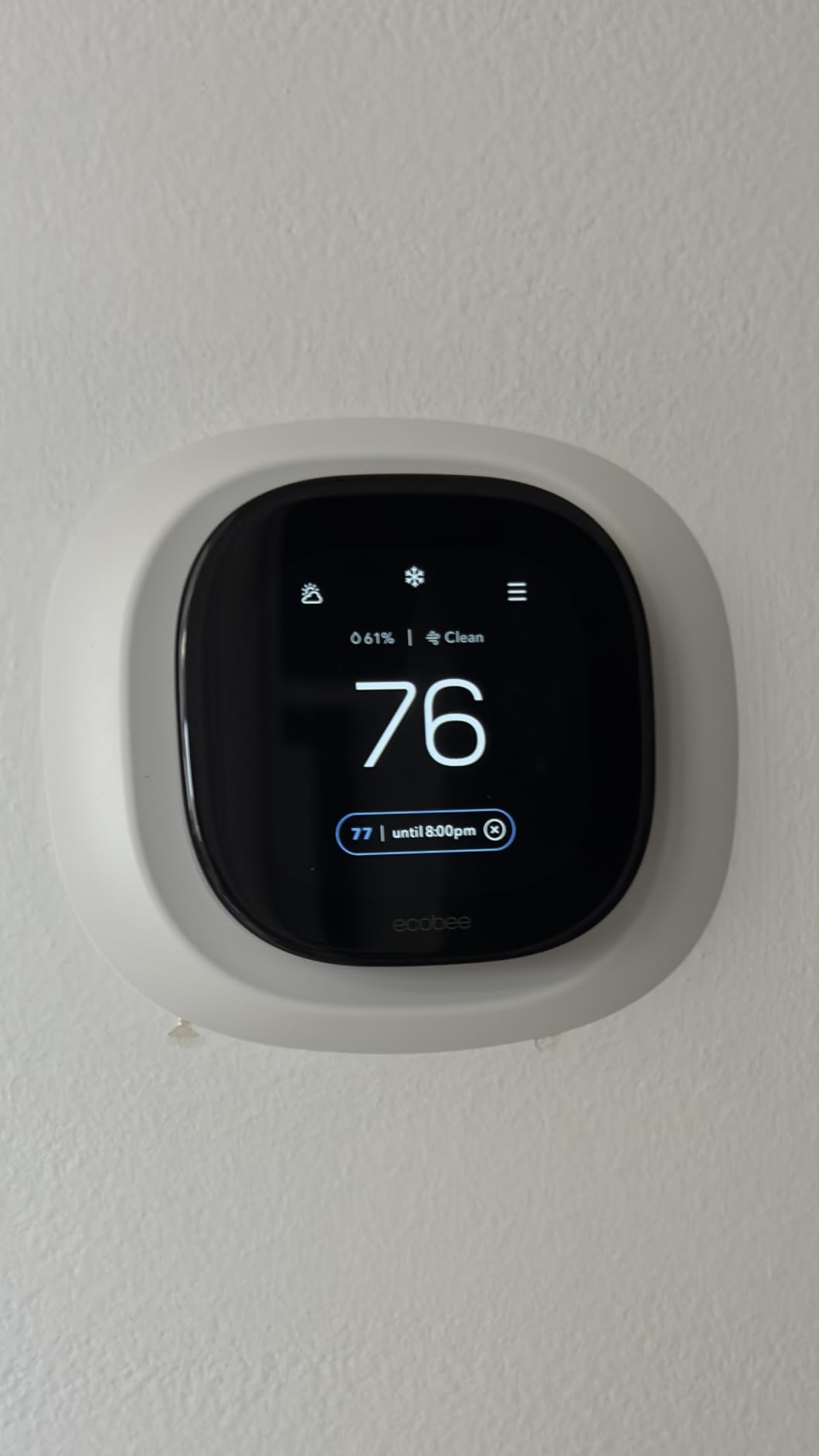 ecobee Smart Thermostat Premium - WiFi, Siri & Alexa Built-In, Smart Sensor | Air Quality Monitor customer photo 1