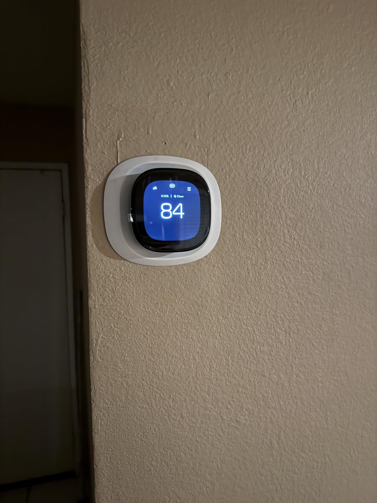ecobee Smart Thermostat Premium - WiFi, Siri & Alexa Built-In, Smart Sensor | Air Quality Monitor customer photo 2