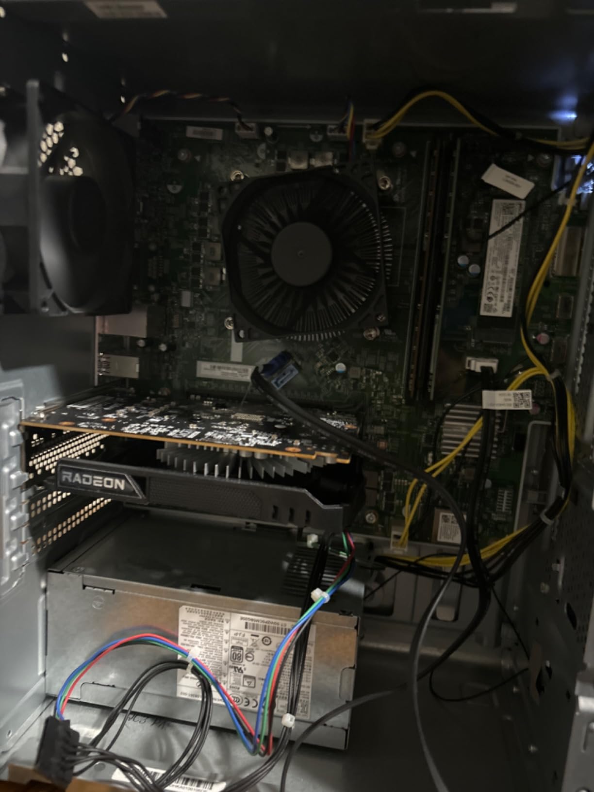 ASRock AMD Radeon RX 6400 Challenger ITX 4GB GDDR6 0dB Silent Cooling 16 Gbps Graphics Card 8K 64bit 7680 x 4320 HDMI DisplayPort PCI Express 4.0 customer photo 1