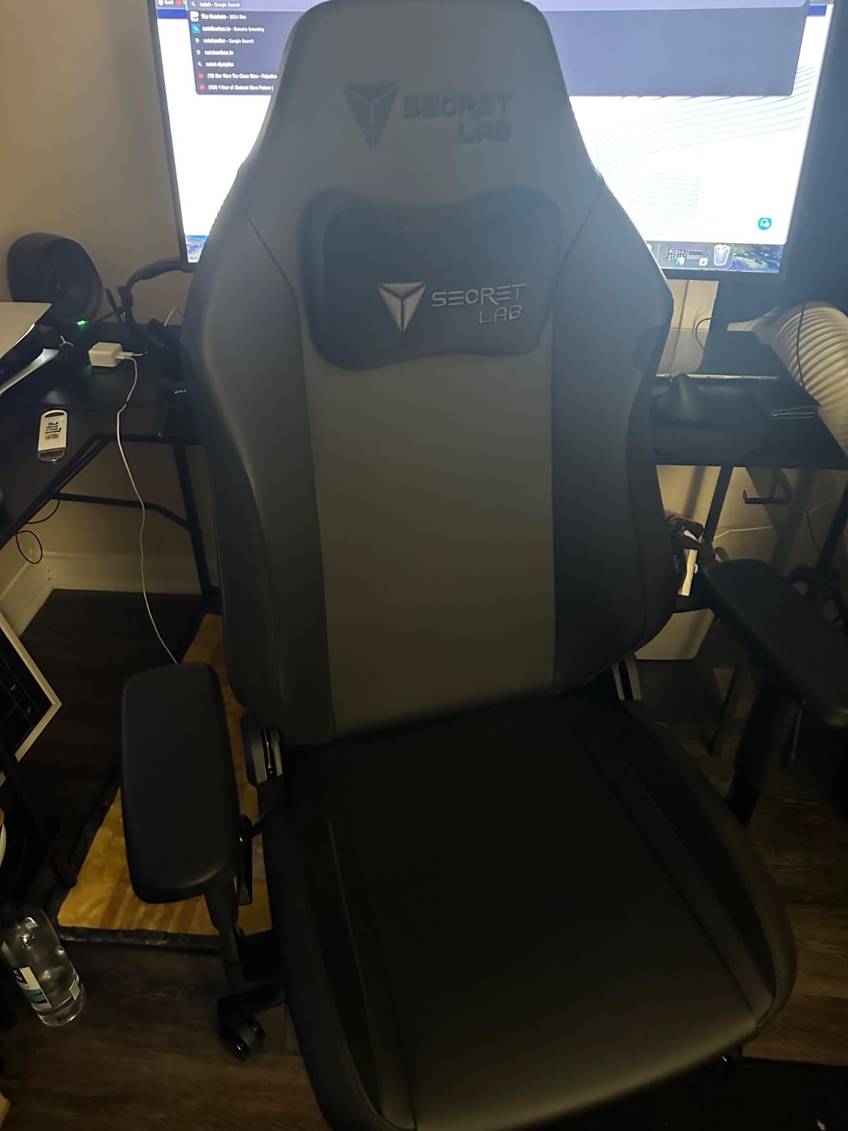 Secretlab Titan Evo XL Black Gaming Chair - Leatherette, Ergonomic customer photo 1