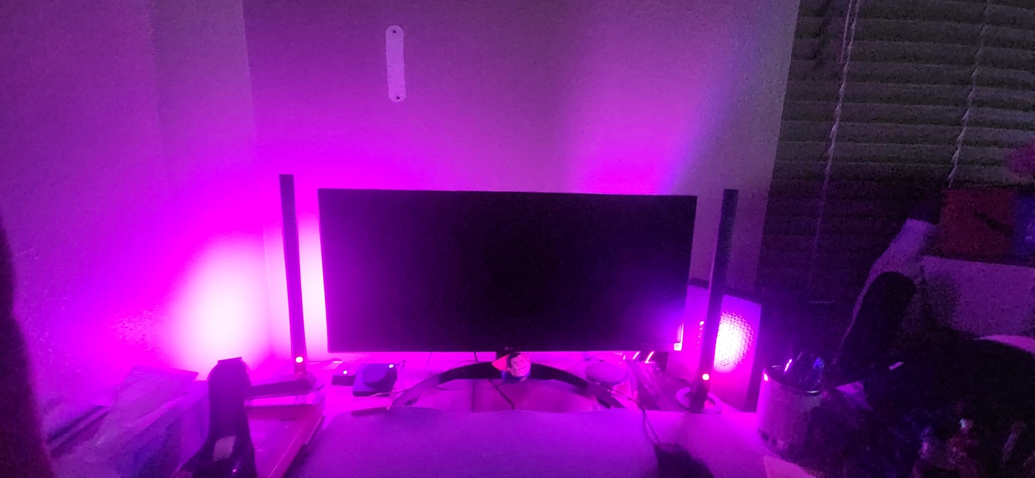 RGBIC Gaming Light Bars H6047 with Smart Controller, Wi-Fi Smart LED | Gaming Lights with Music Modes and 60+ Scene Modes Built, Works with Alexa & Google Assistant, New Year Lights Decor customer photo 1